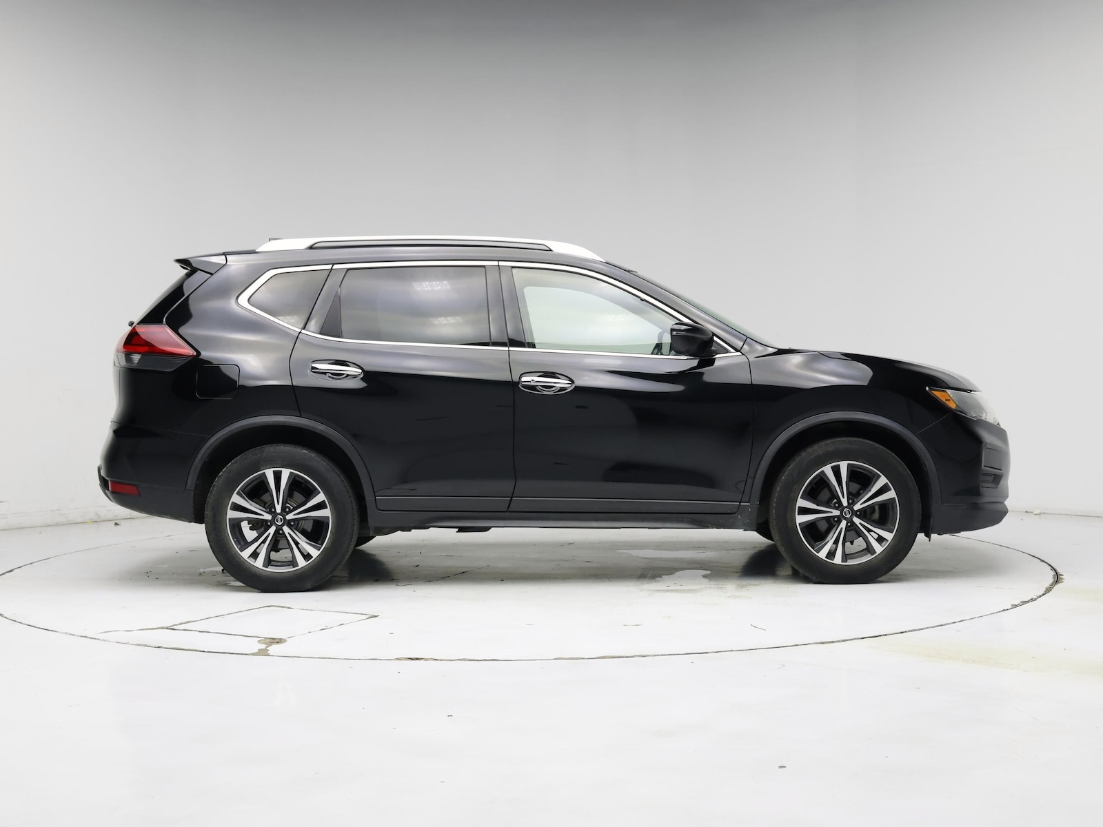 2019 Nissan Rogue SV - Photo 8