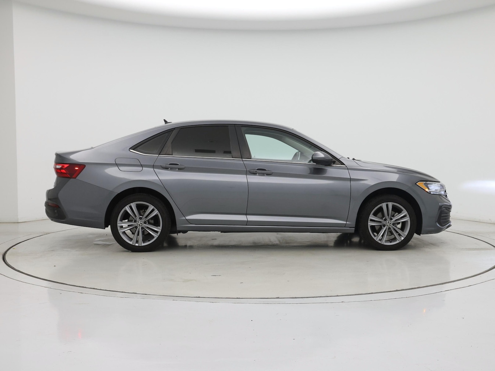 2022 Volkswagen Jetta SE - Photo 8
