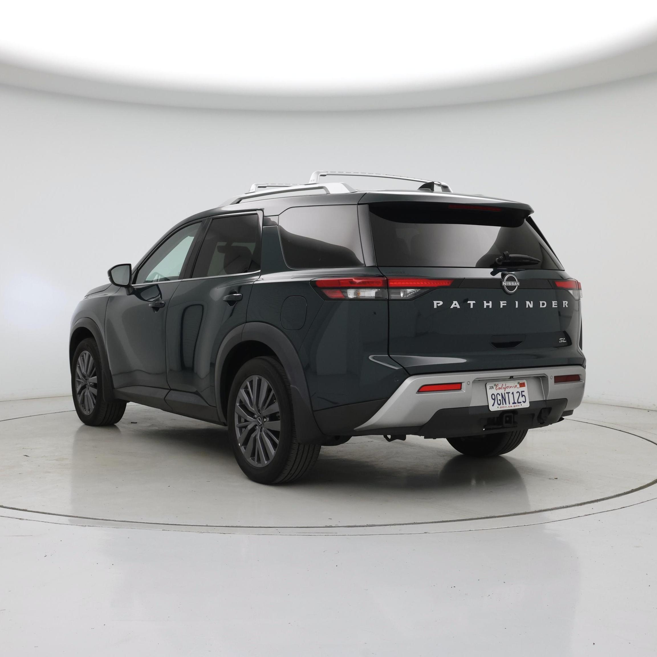 Thumbnail: 2023 Nissan Pathfinder - 2