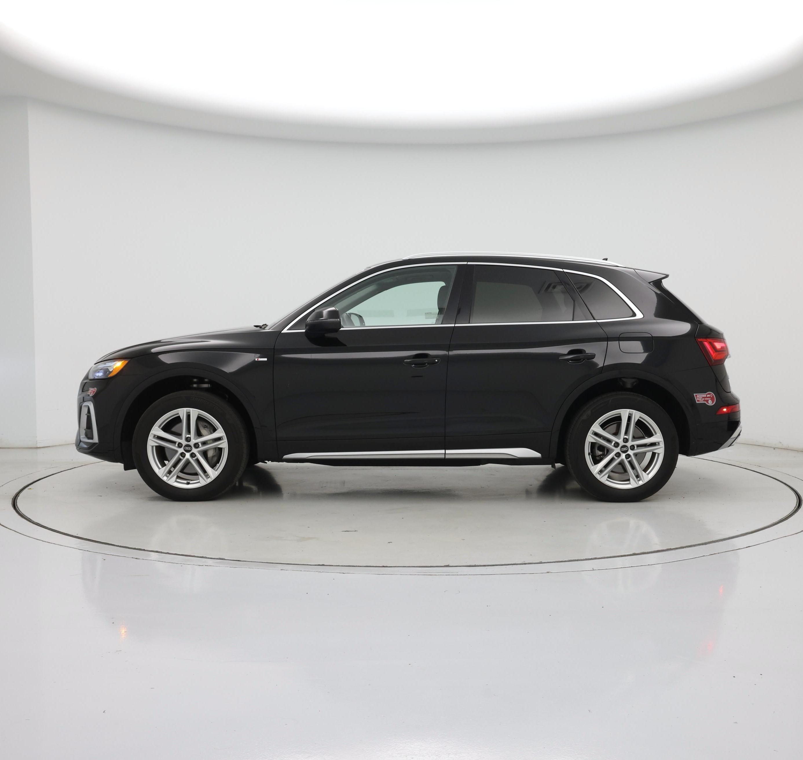 Thumbnail: 2021 Audi Q5 - 3