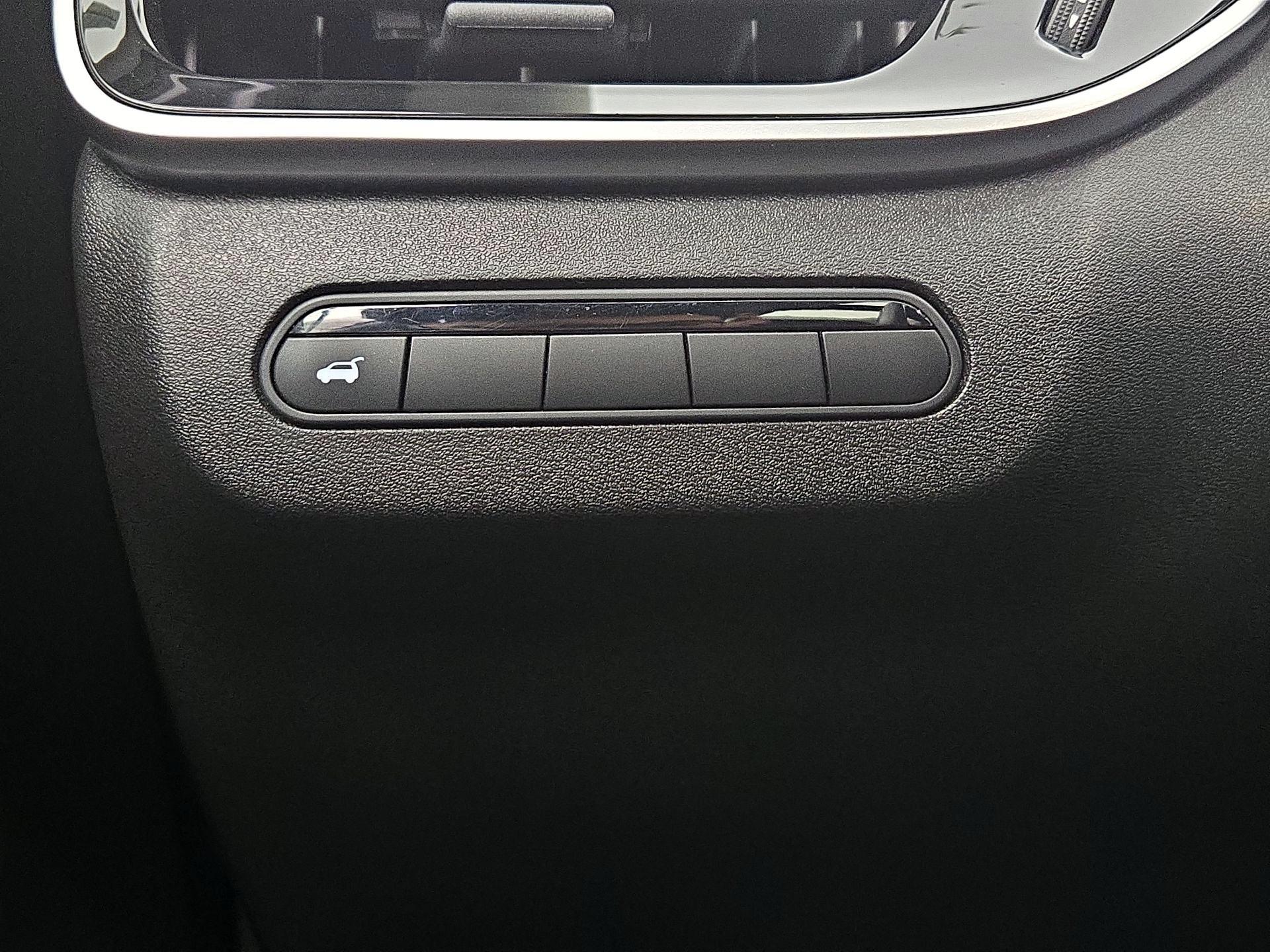 Thumbnail: 2023 INFINITI QX60 - 13