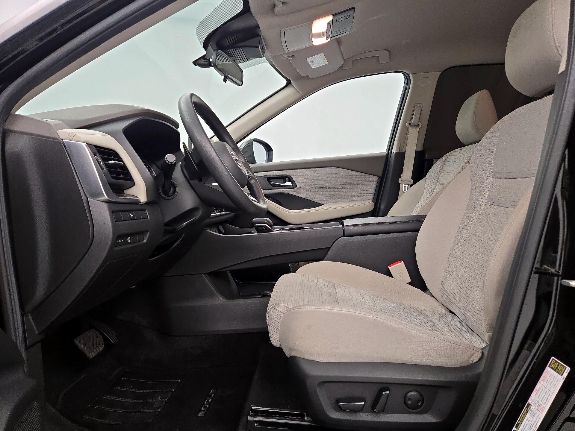 Thumbnail: 2023 Nissan Rogue - 11
