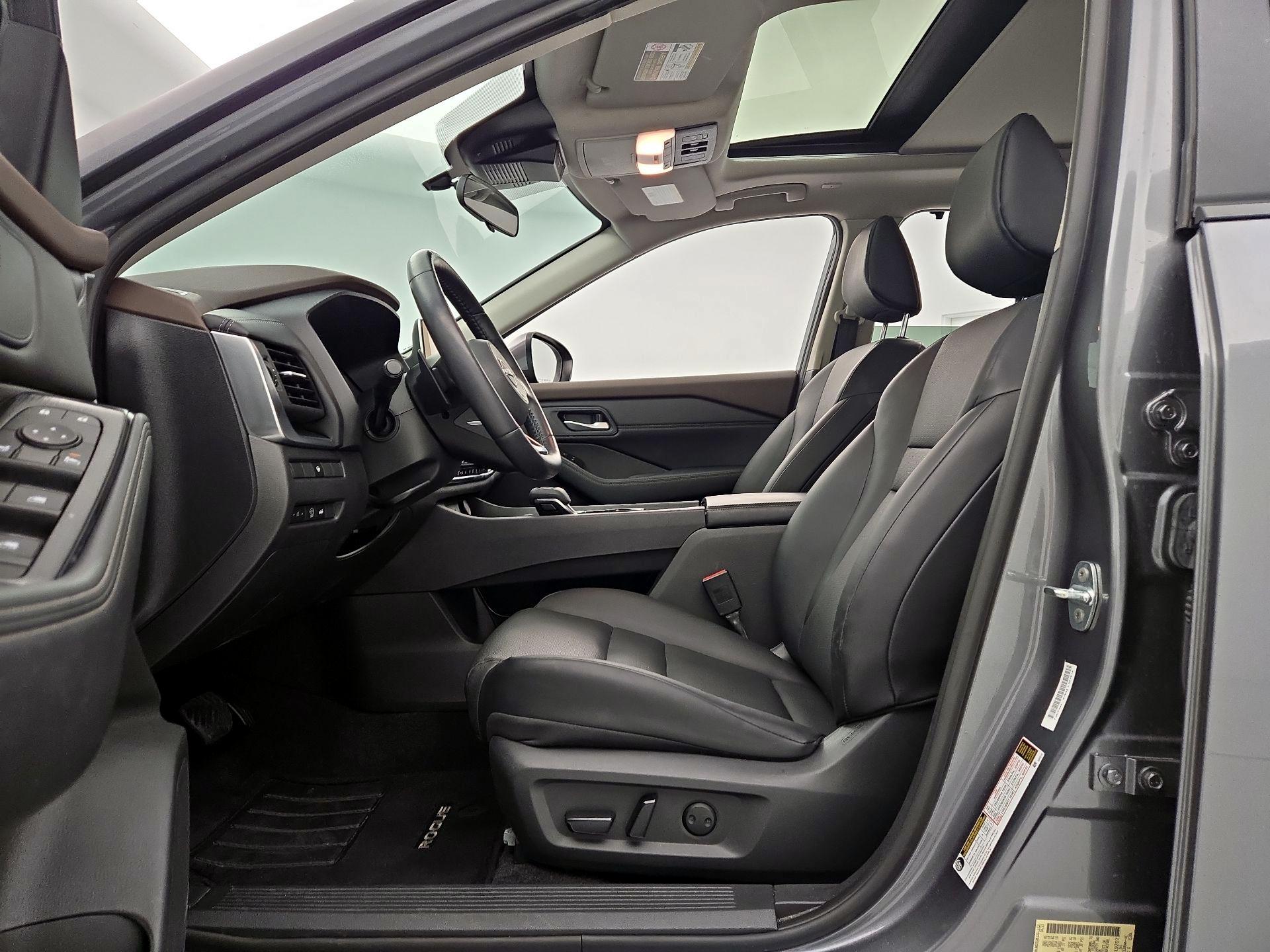 Thumbnail: 2023 Nissan Rogue - 11