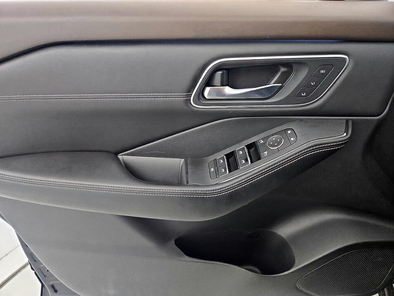 2023 Nissan Rogue Platinum - Photo 13