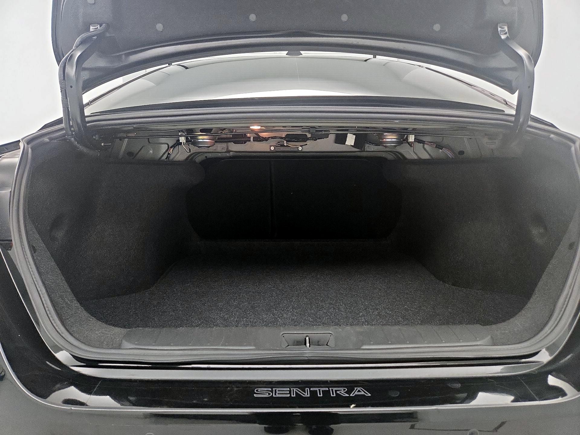 Thumbnail: 2024 Nissan Sentra - 18