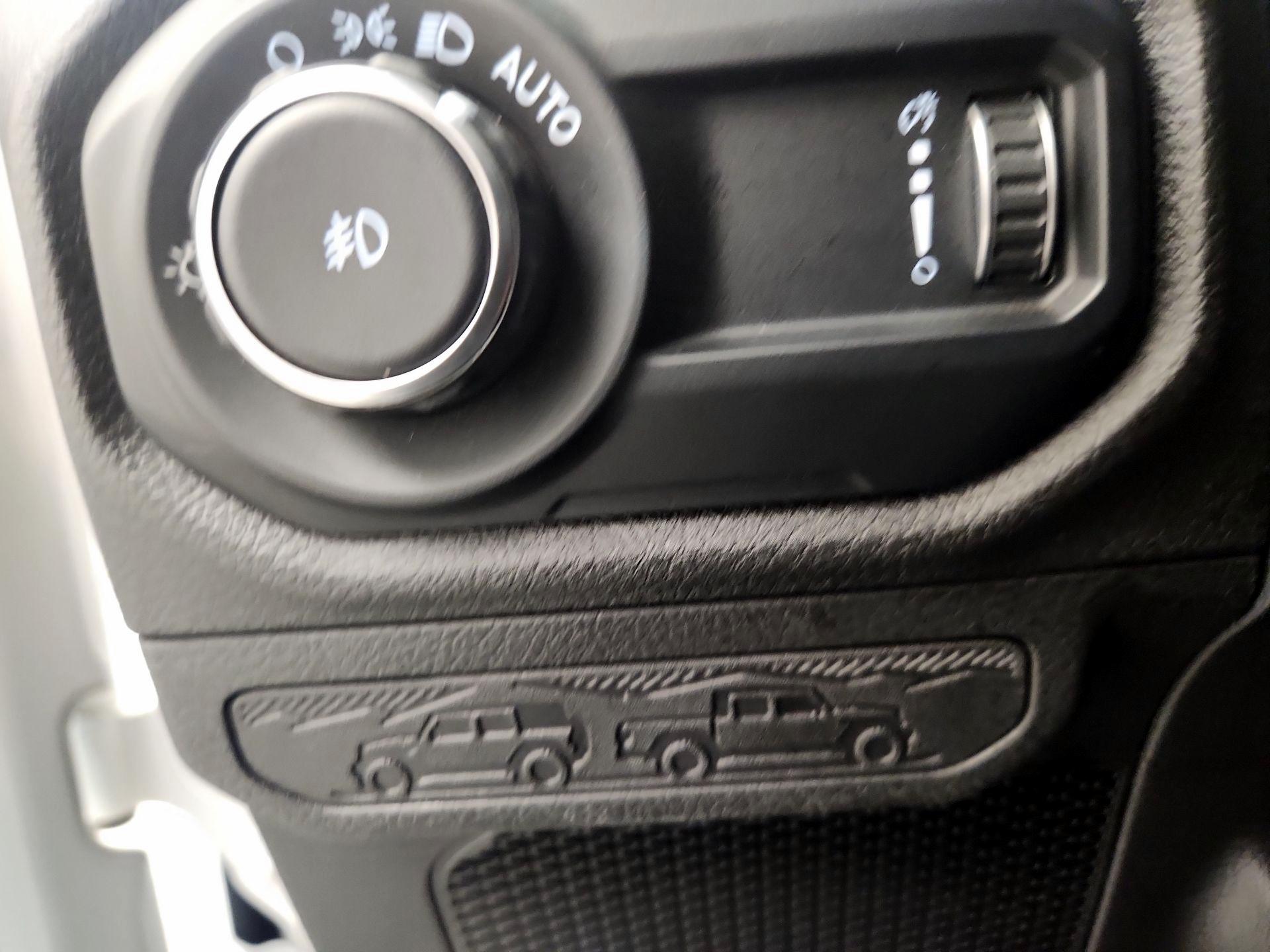 Thumbnail: 2024 Jeep Wrangler - 13