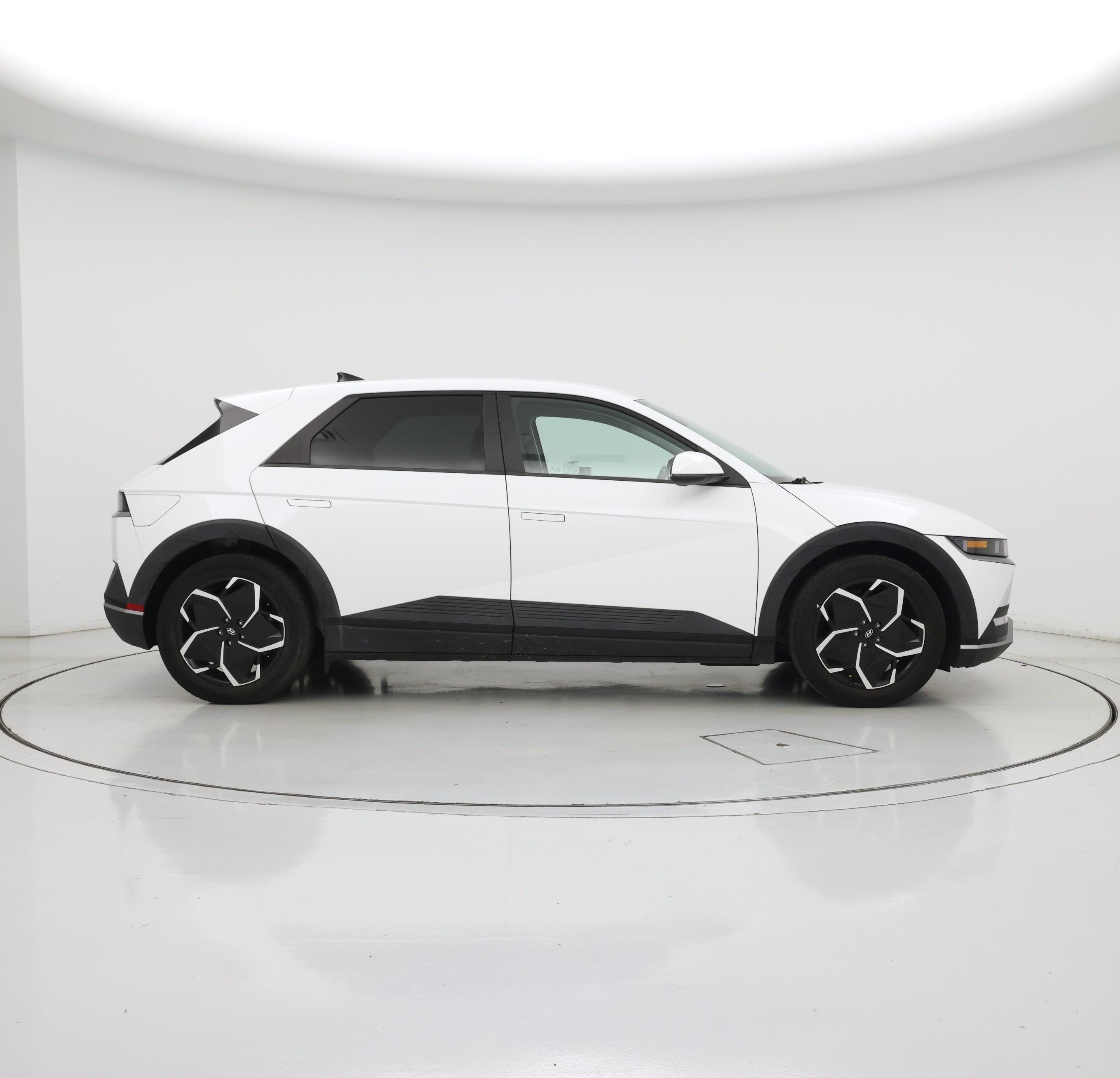 Thumbnail: 2024 Hyundai Ioniq 5 - 7