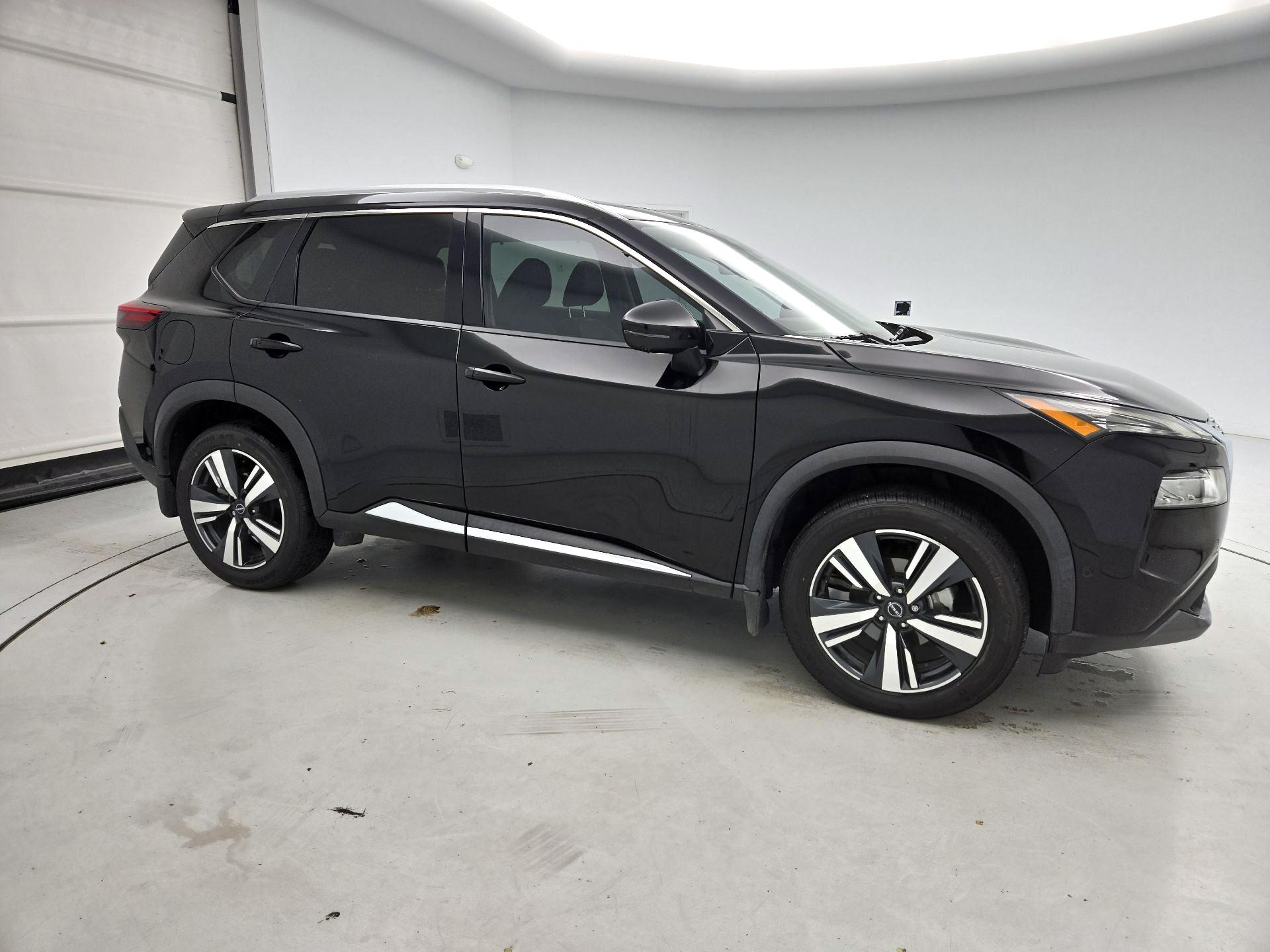 Thumbnail: 2023 Nissan Rogue - 4