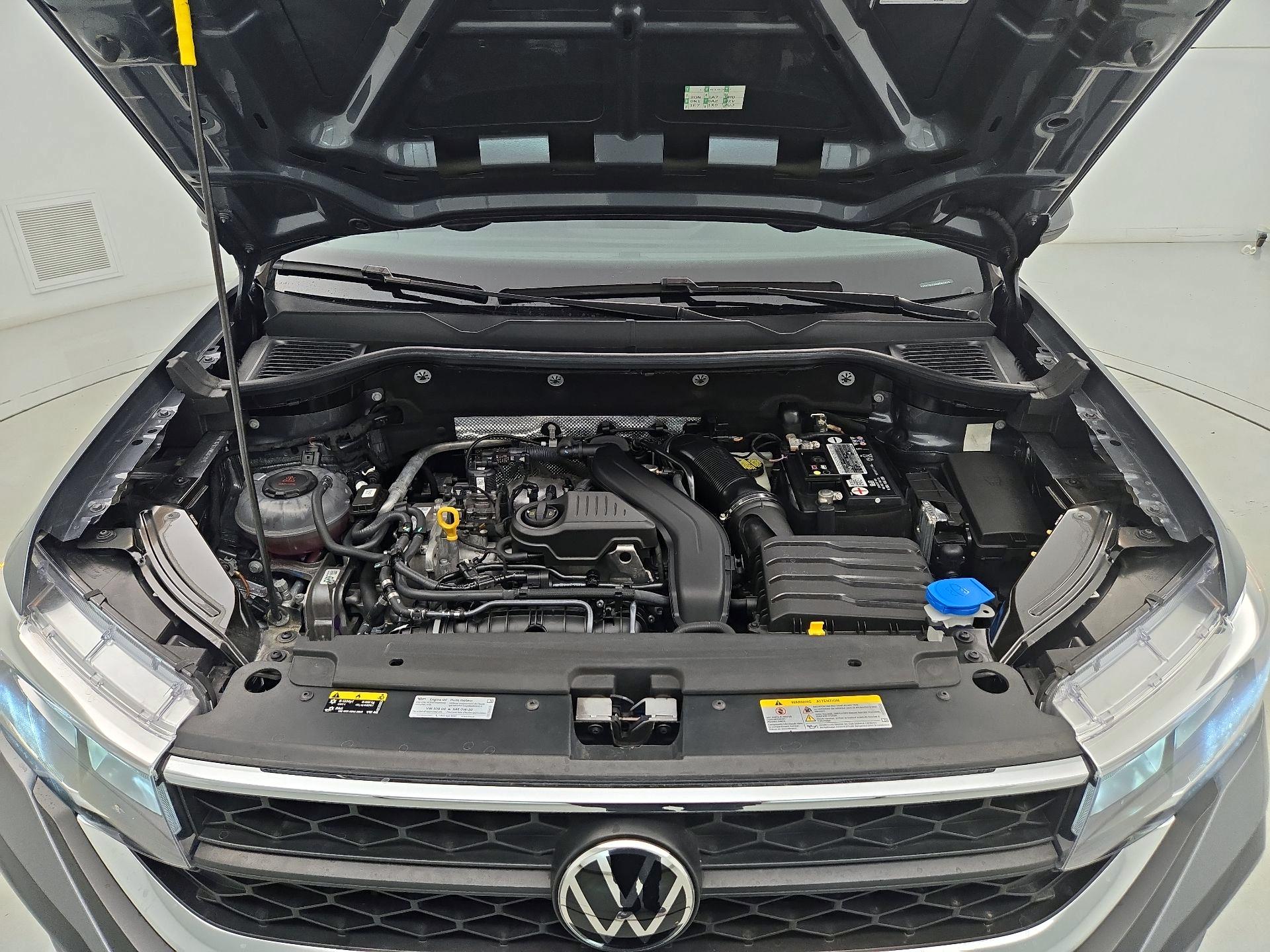 Thumbnail: 2022 Volkswagen Taos - 20