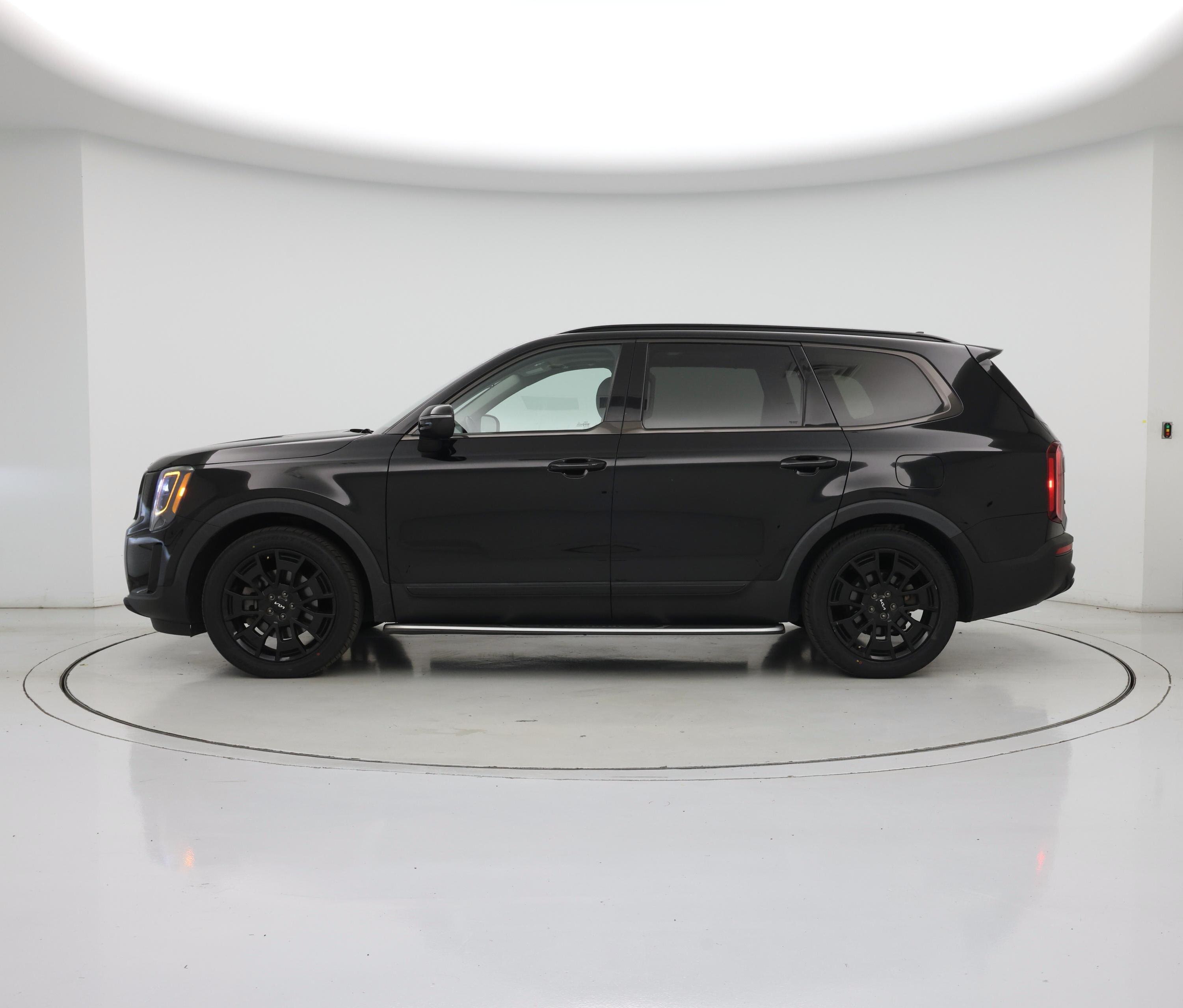Thumbnail: 2022 Kia Telluride - 3