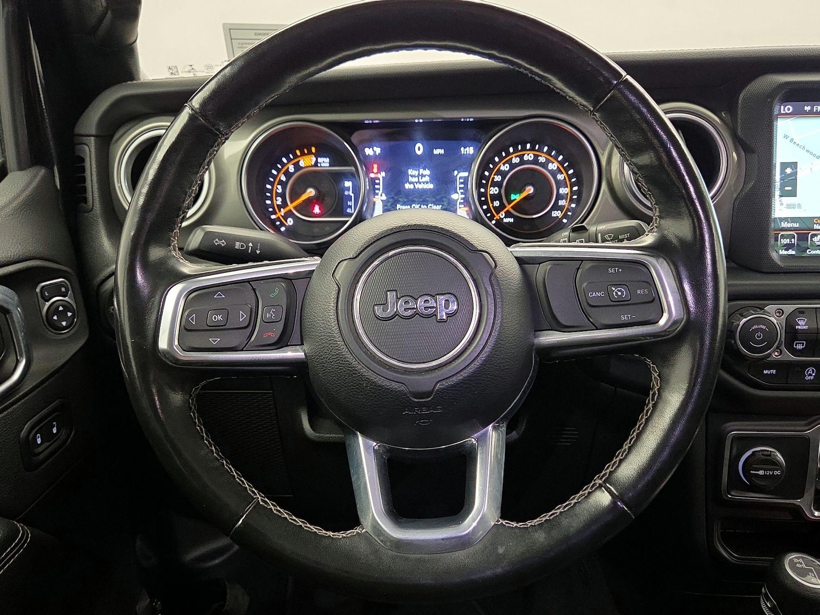 2022 Jeep Wrangler Unlimited Sahara - Photo 11