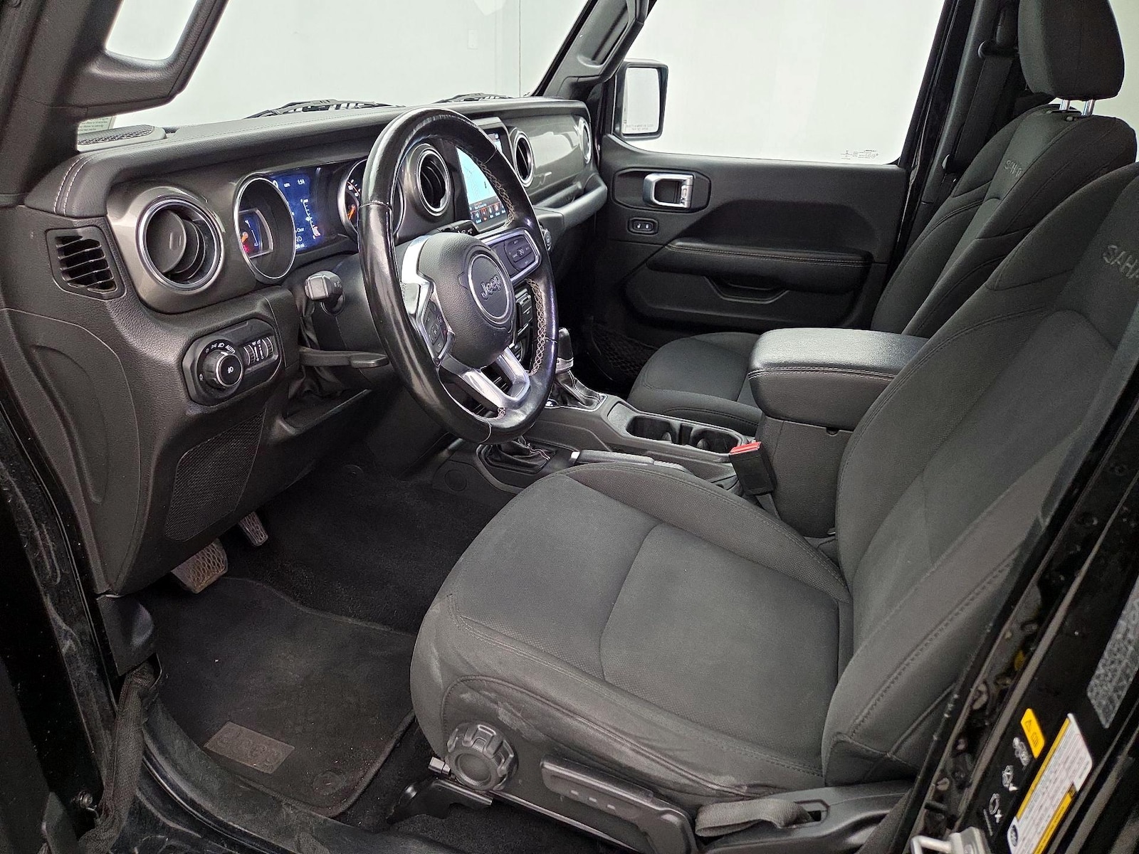 2022 Jeep Wrangler Unlimited Sahara - Photo 12