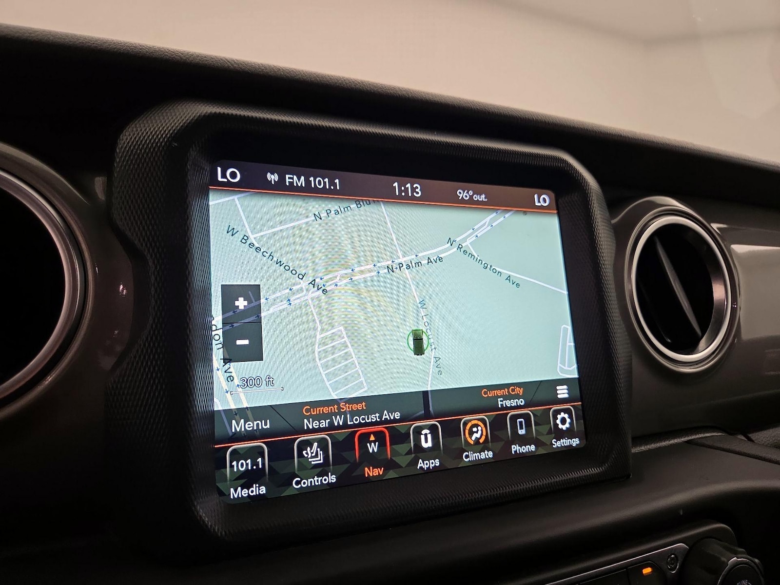 2022 Jeep Wrangler Unlimited Sahara - Photo 15