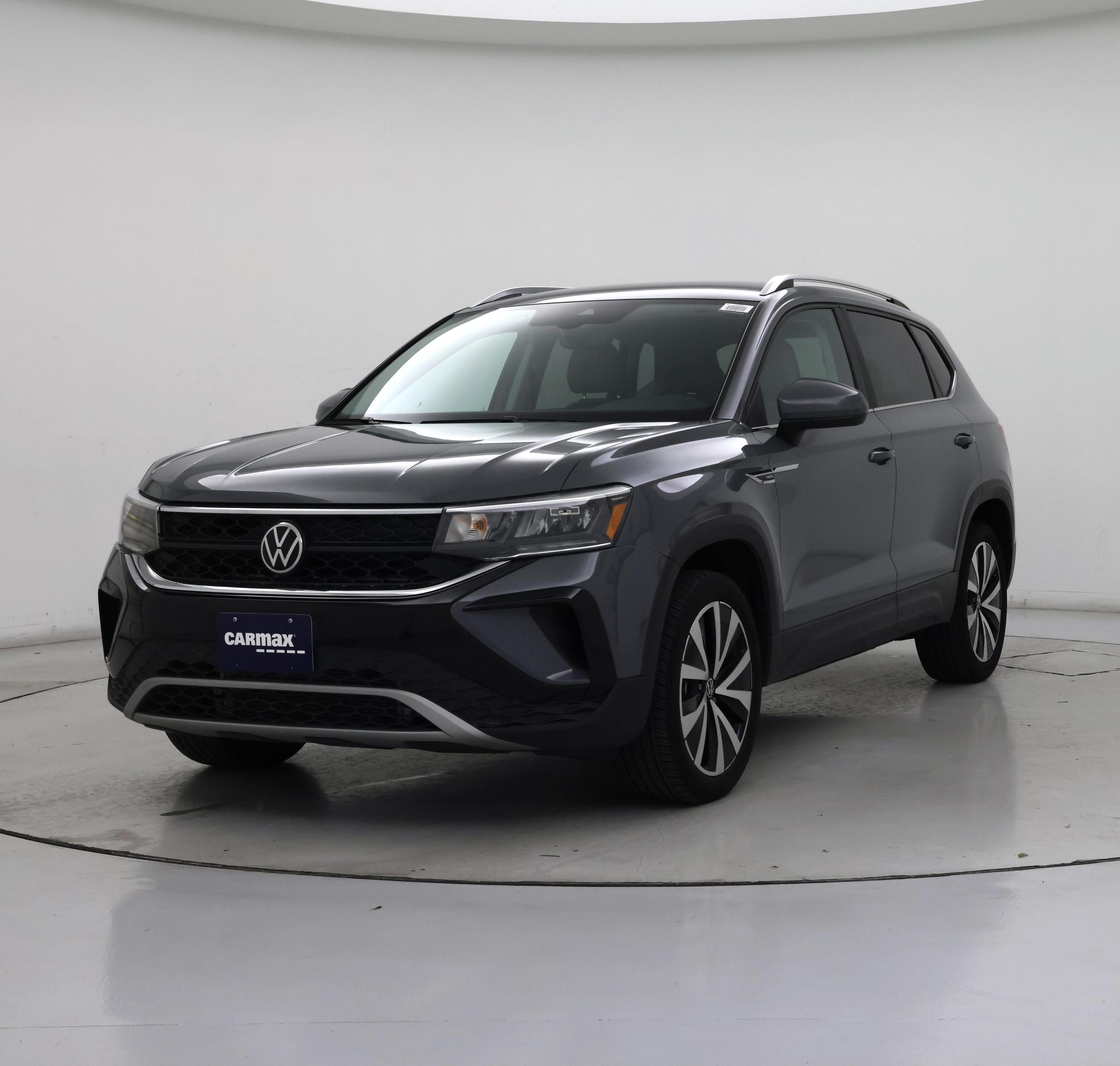 Thumbnail: 2023 Volkswagen Taos - 4
