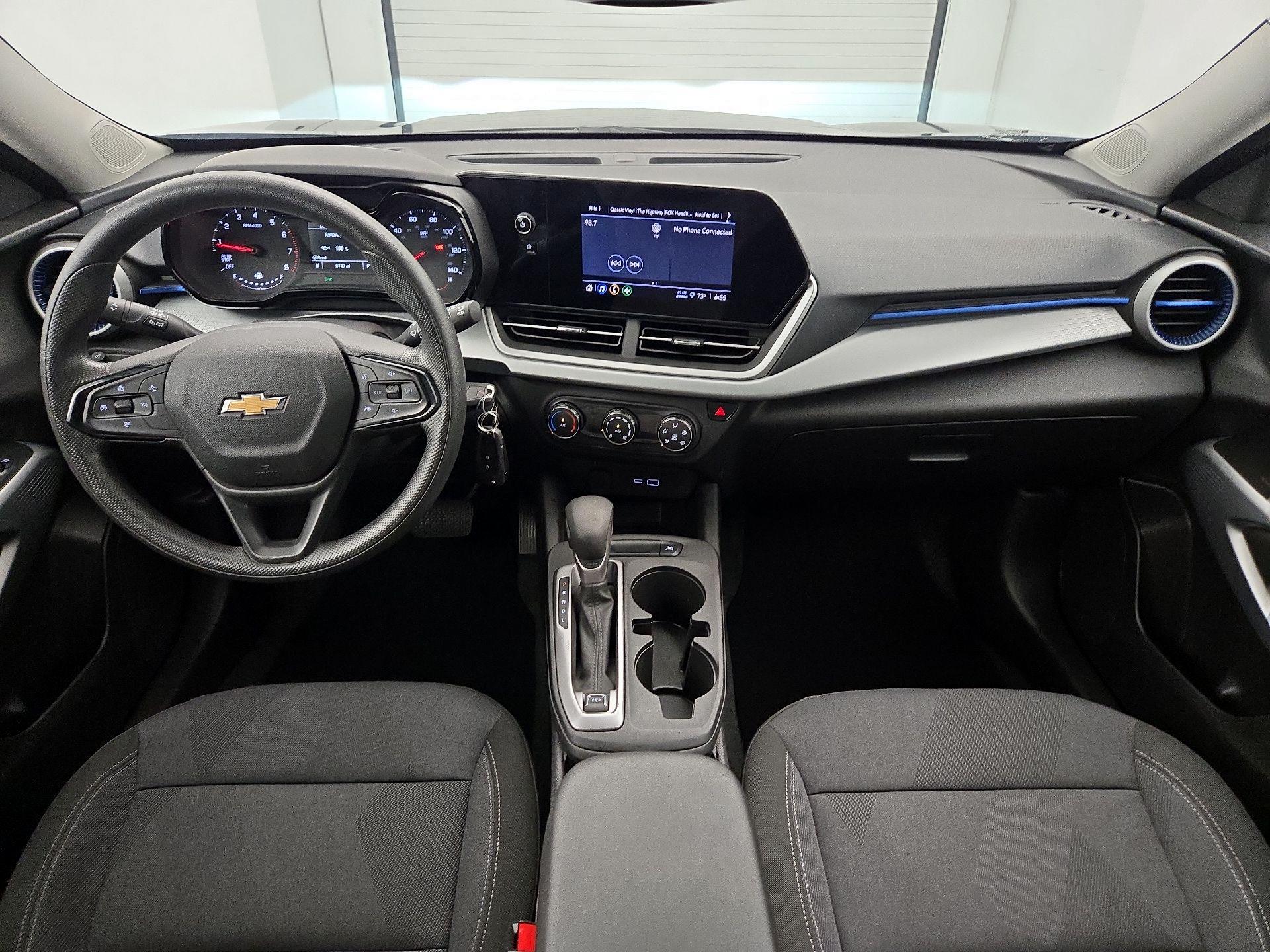 Thumbnail: 2024 Chevrolet Trax - 9