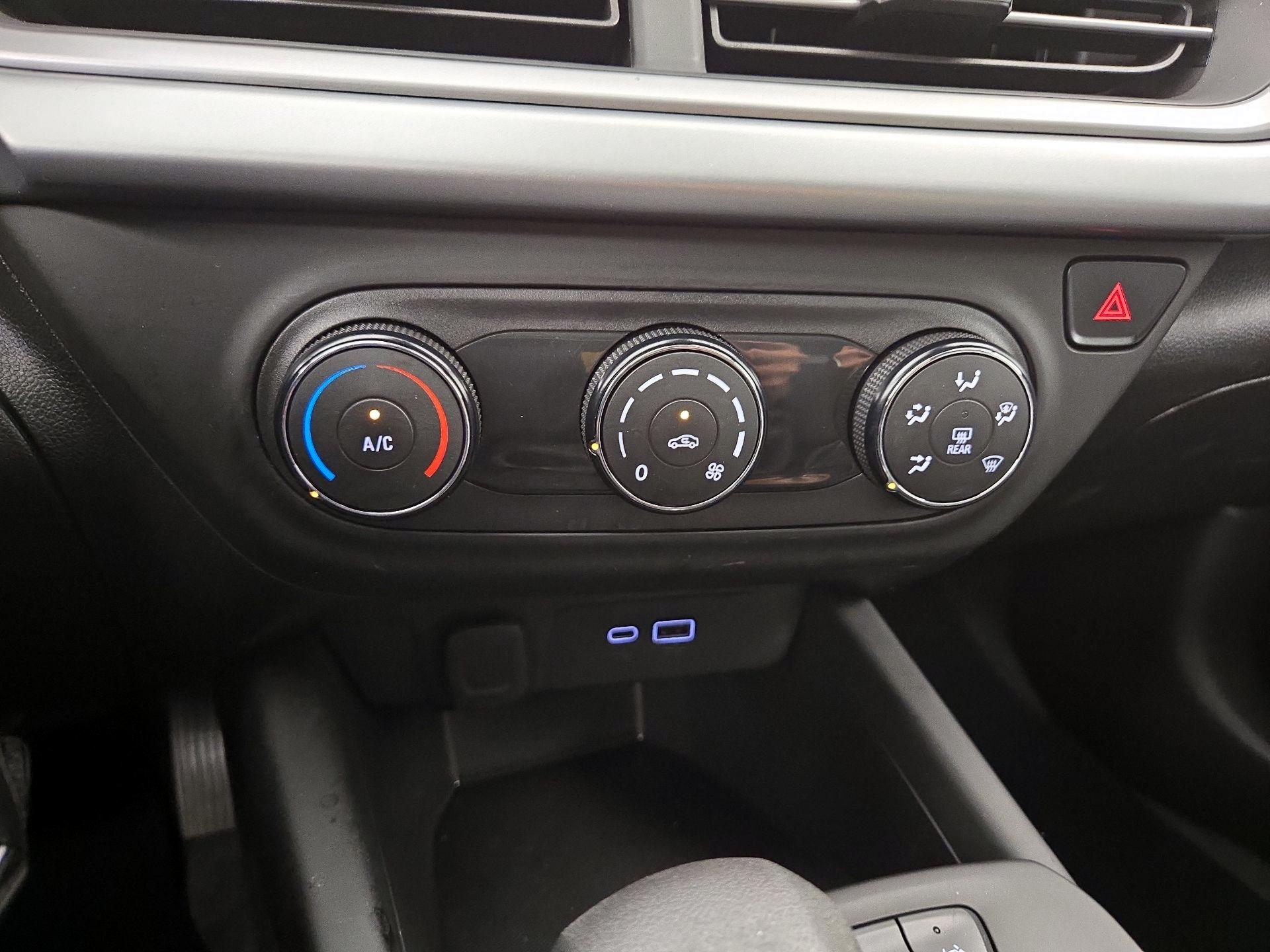 Thumbnail: 2024 Chevrolet Trax - 16