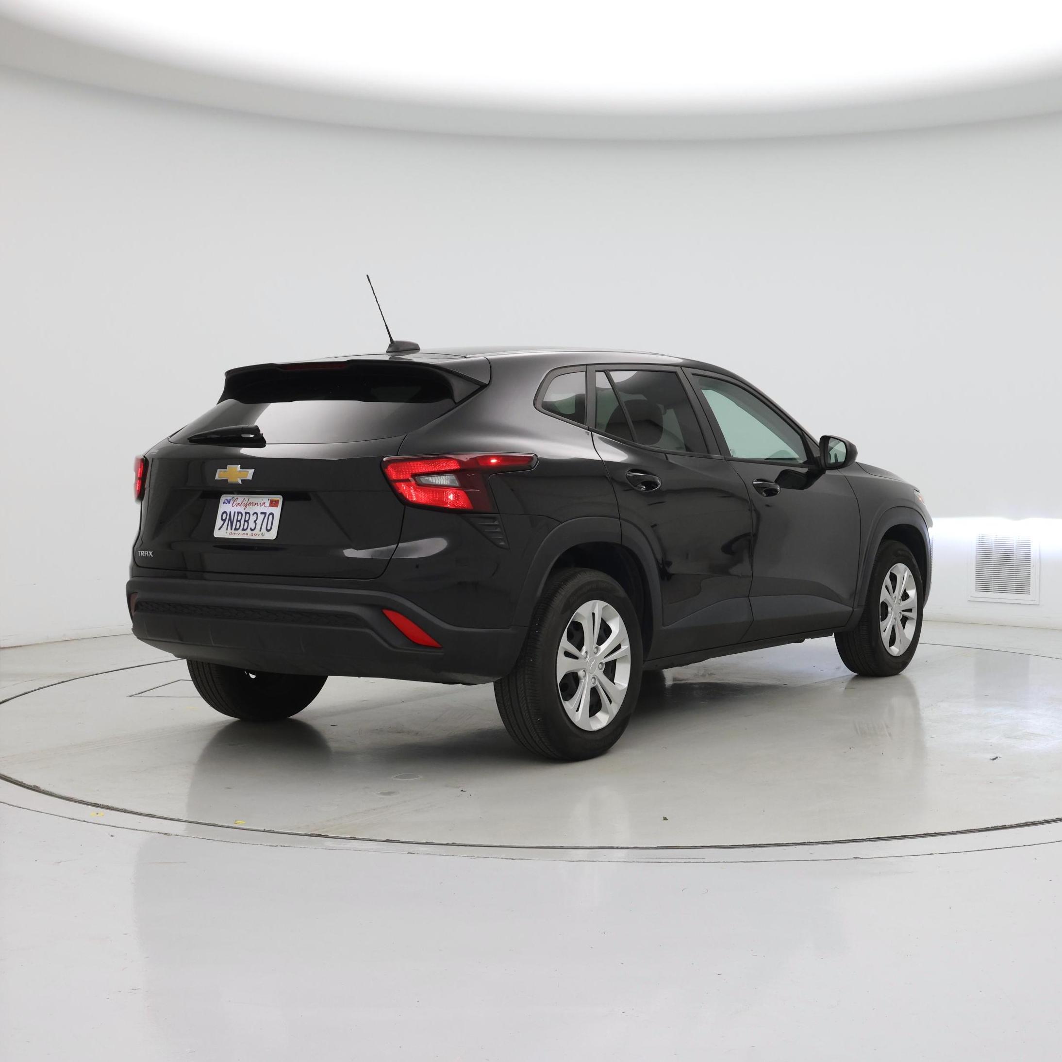 Thumbnail: 2024 Chevrolet Trax - 8