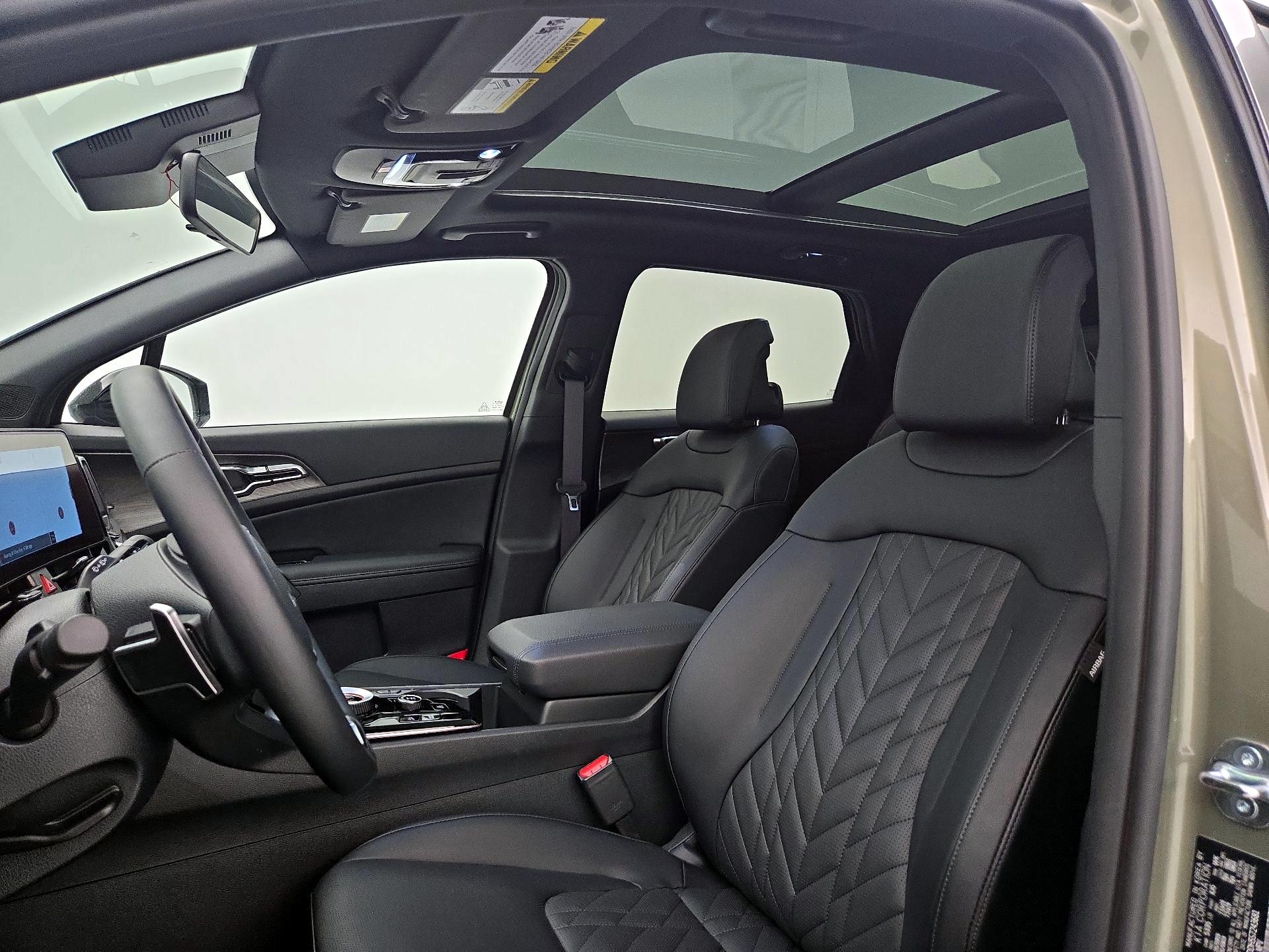 Thumbnail: 2025 Kia Sportage - 18