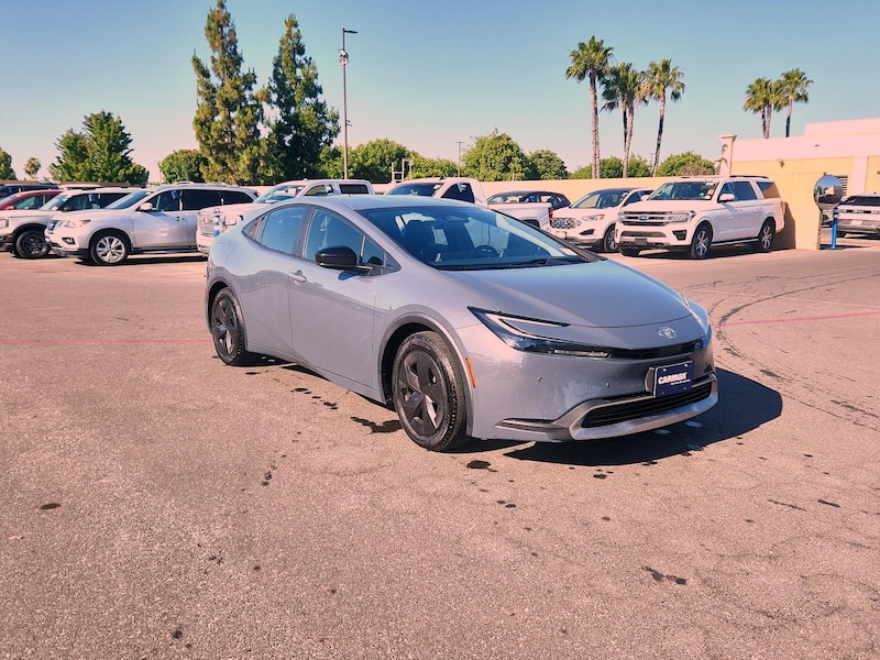 2023 Toyota Prius Prime Hybrid SE