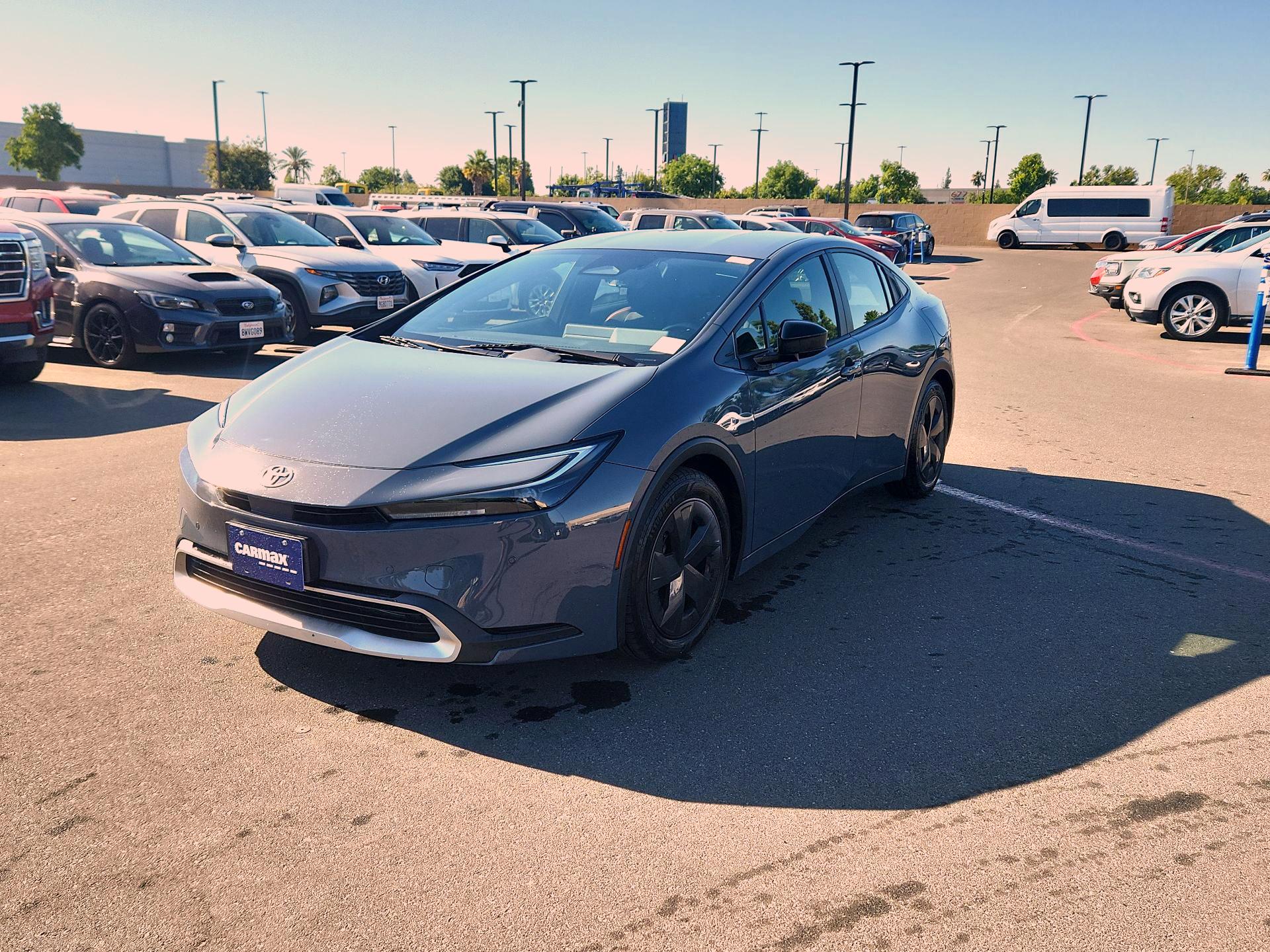 Thumbnail: 2023 Toyota Prius Prime - 3