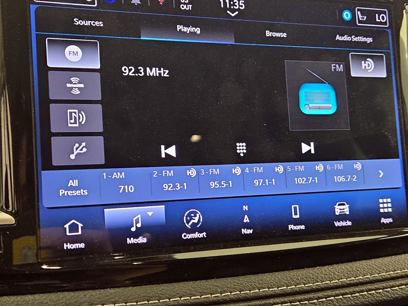 2024 Chrysler Pacifica PHEV Select - Photo 17