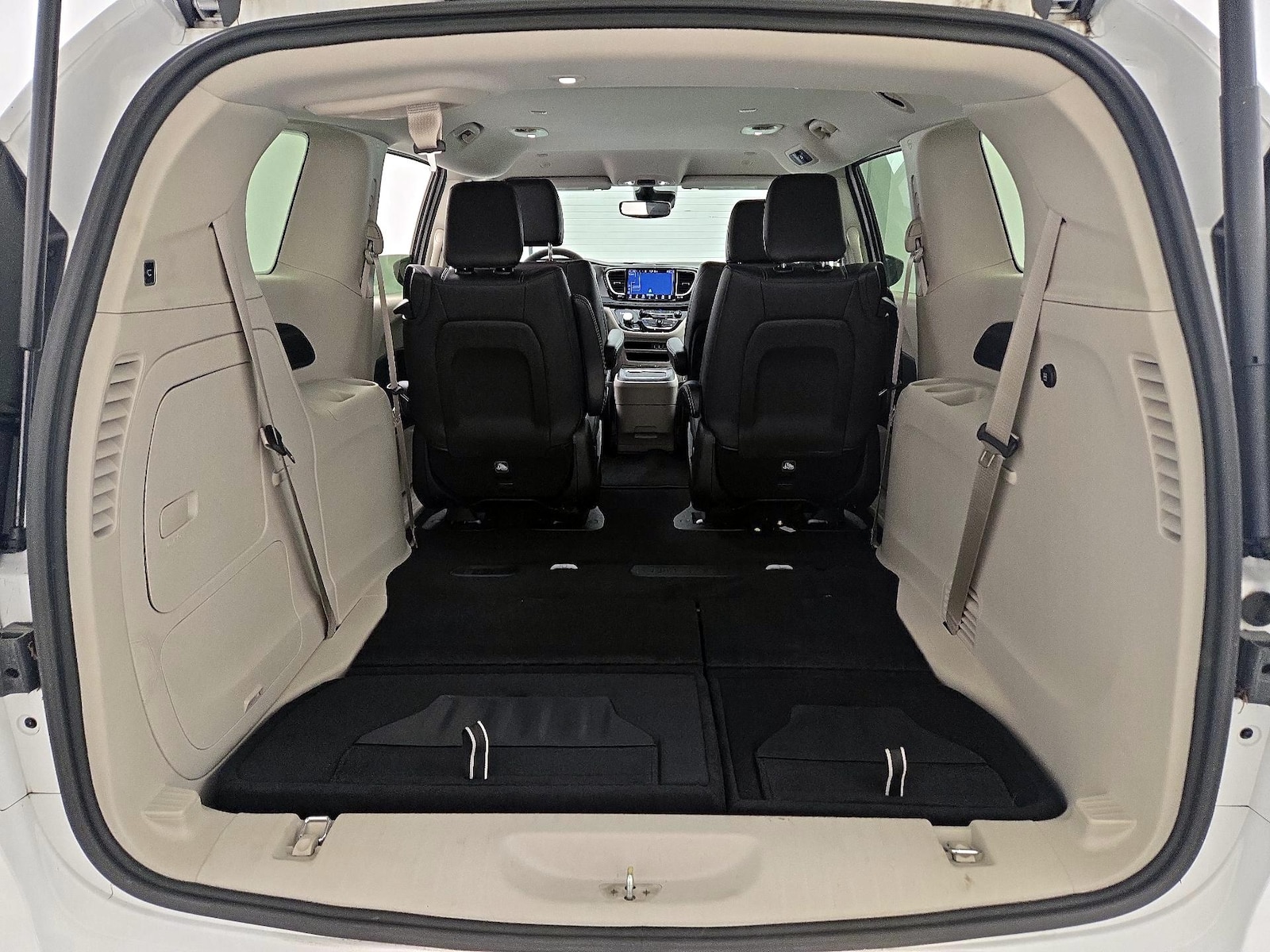 2024 Chrysler Pacifica PHEV Select - Photo 24