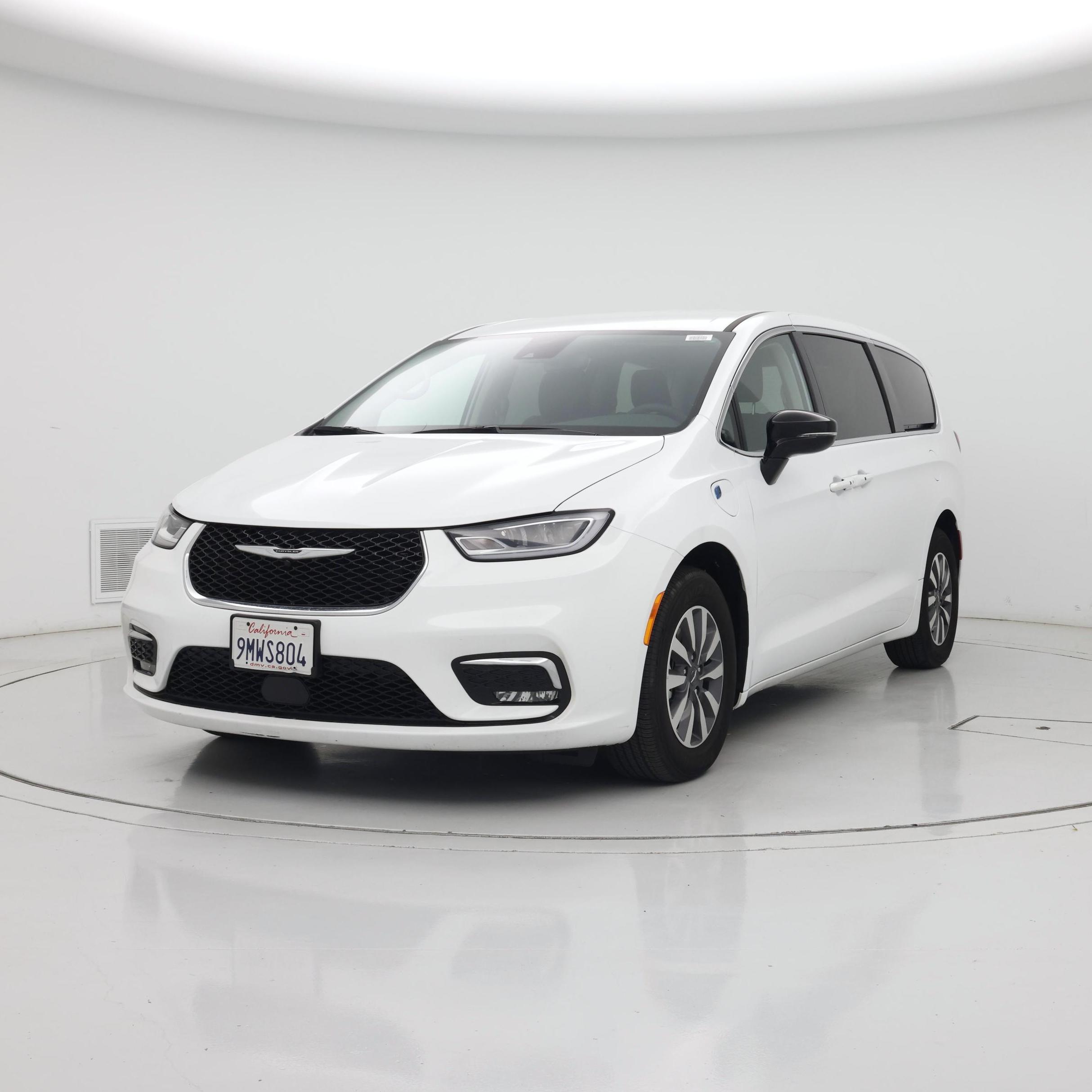 Thumbnail: 2024 Chrysler Pacifica - 4