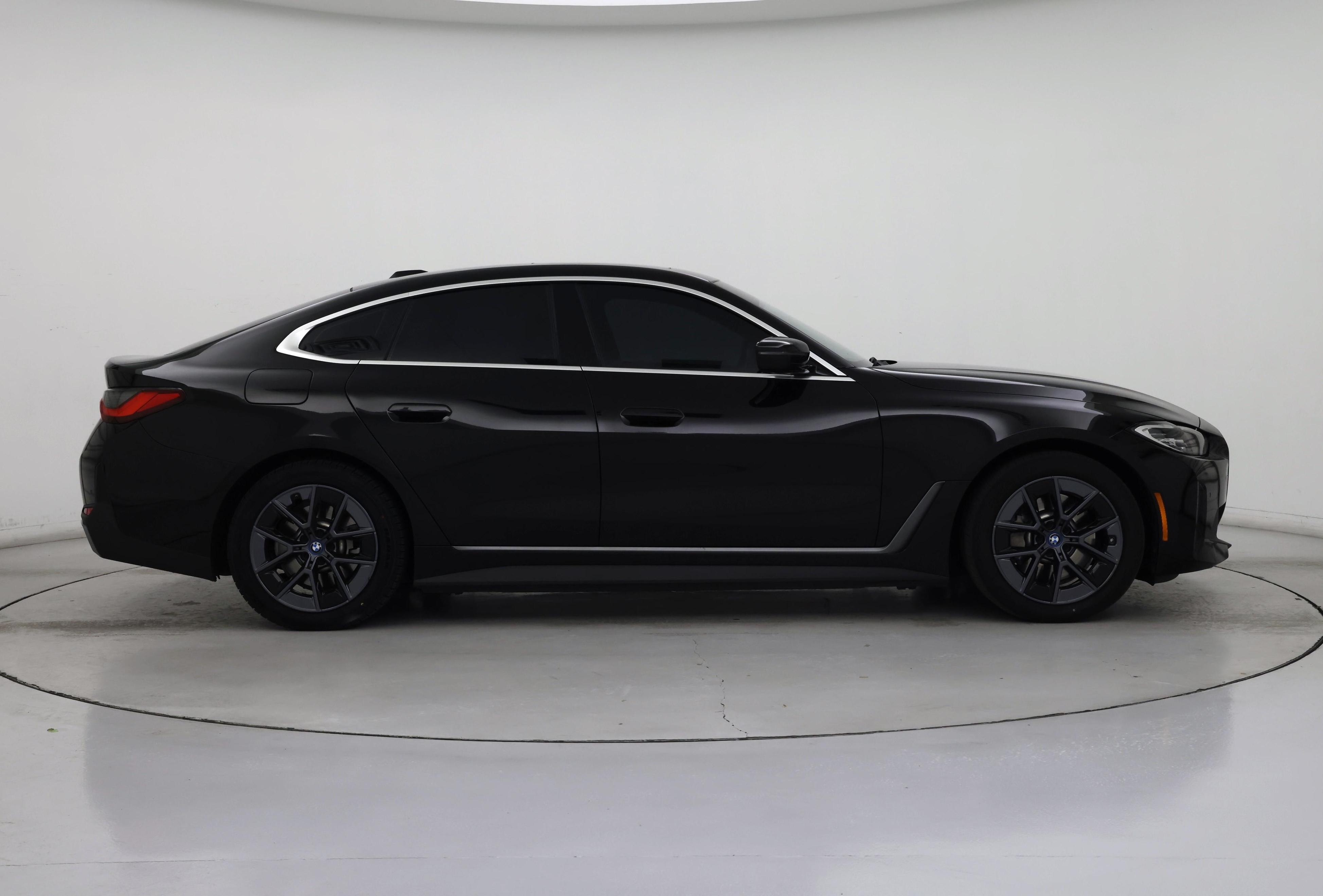 Thumbnail: 2023 BMW i4 - 7