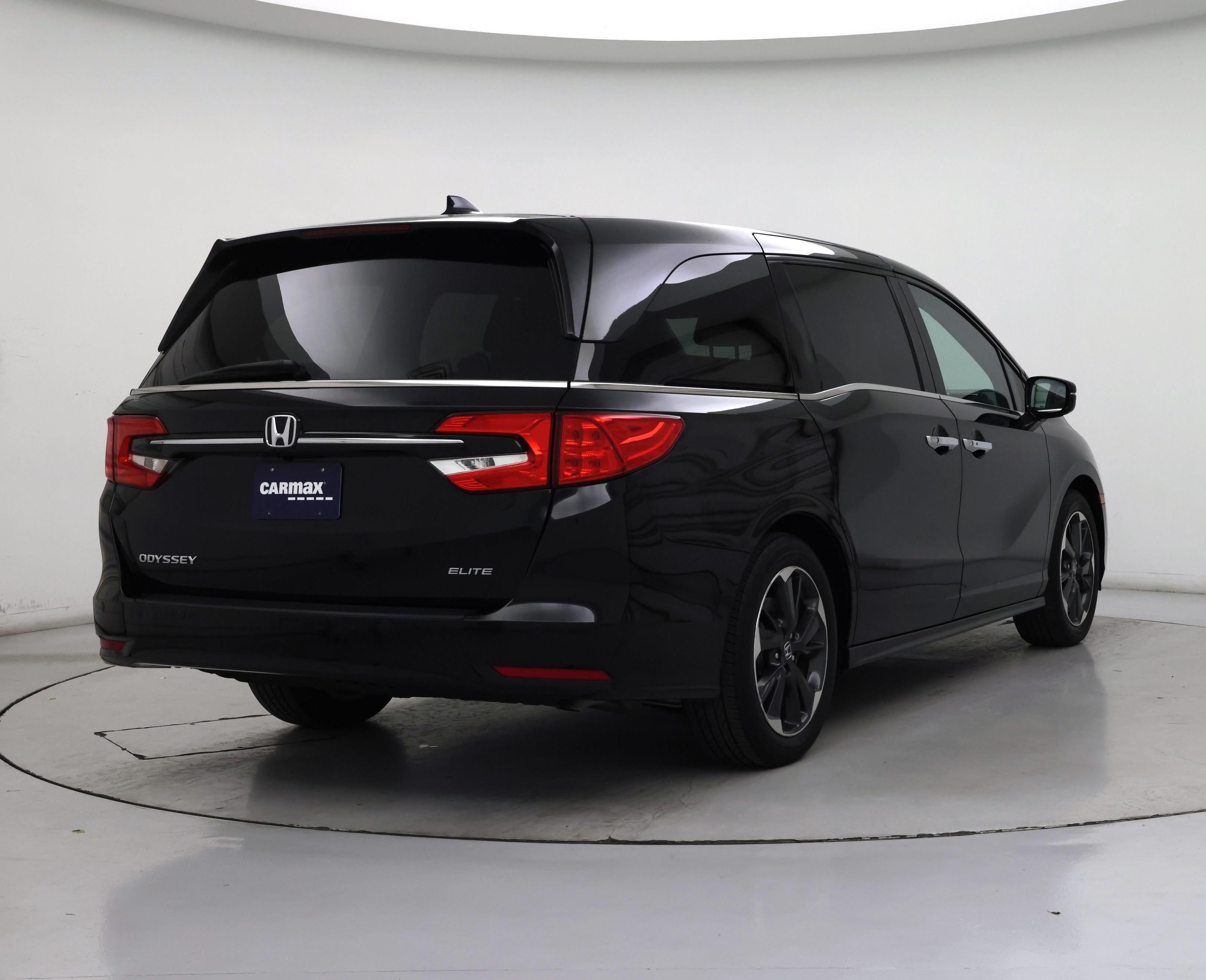 Thumbnail: 2023 Honda Odyssey - 8