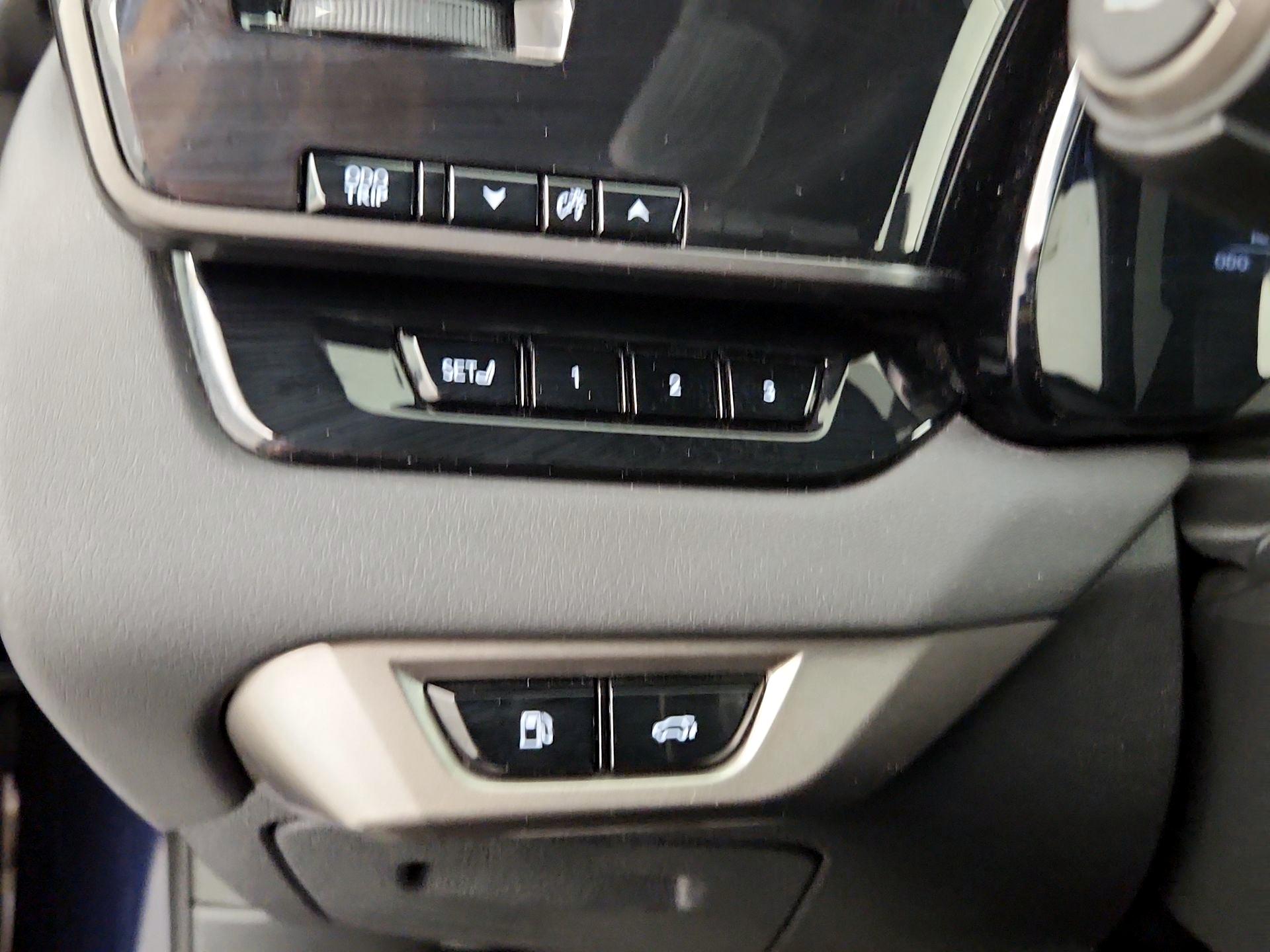 Thumbnail: 2023 Lexus RX - 13