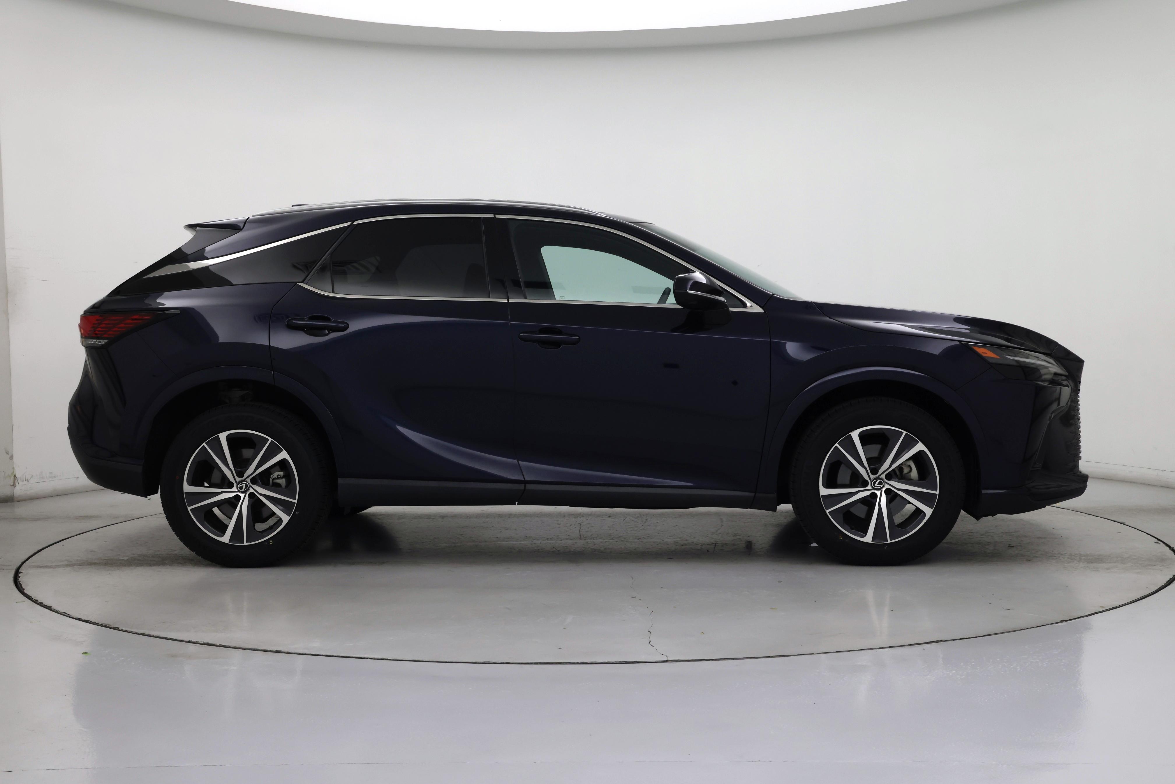 Thumbnail: 2023 Lexus RX - 7