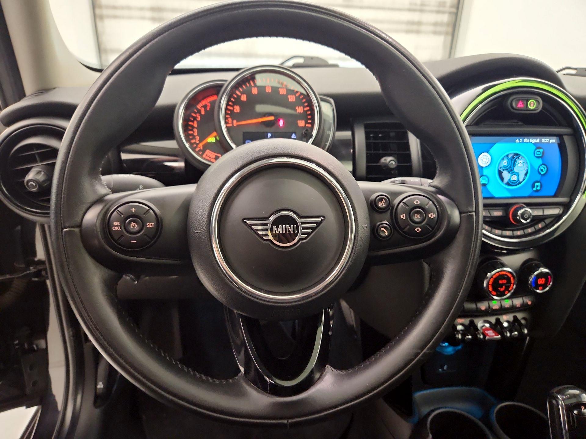Thumbnail: 2021 MINI Cooper Hardtop - 10