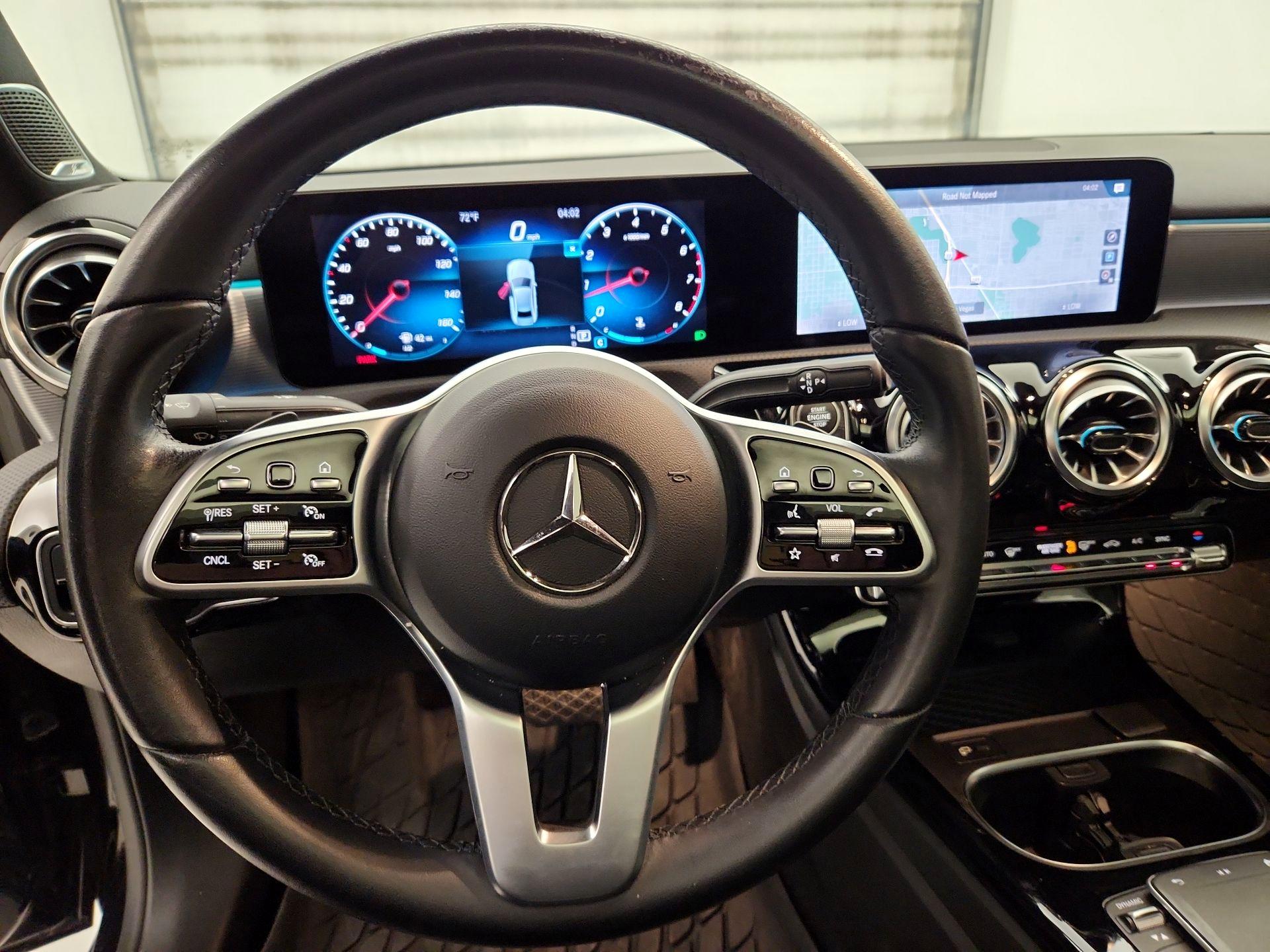Thumbnail: 2022 Mercedes-Benz A-Class - 10