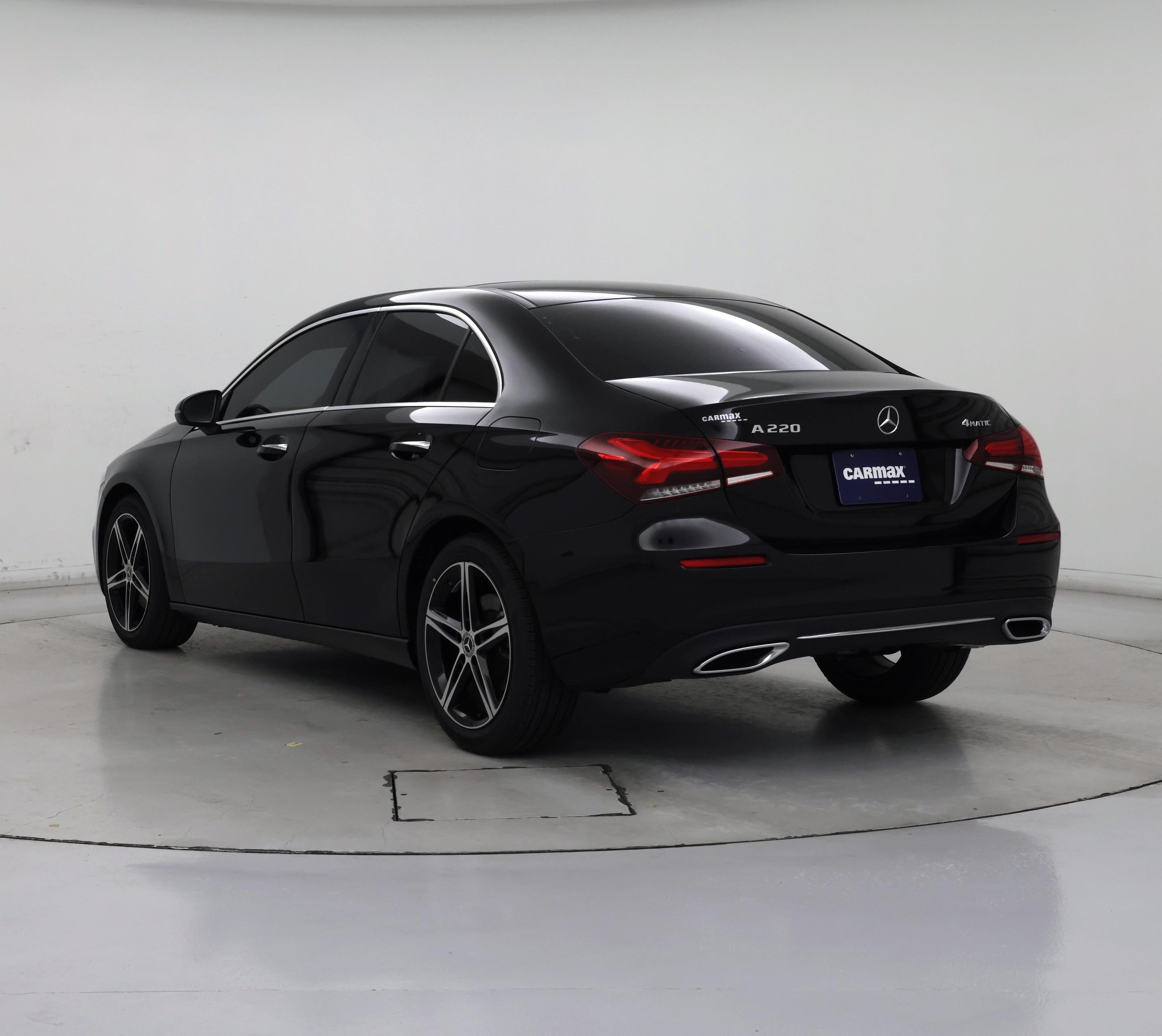 Thumbnail: 2022 Mercedes-Benz A-Class - 2