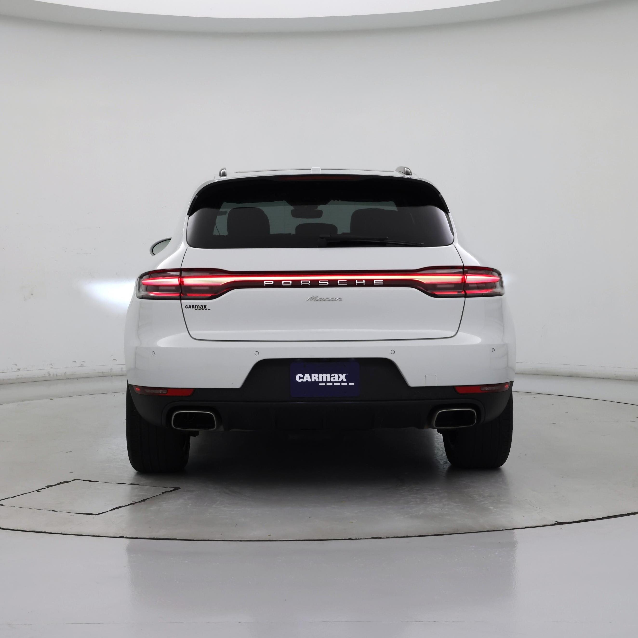 Thumbnail: 2021 Porsche Macan - 6