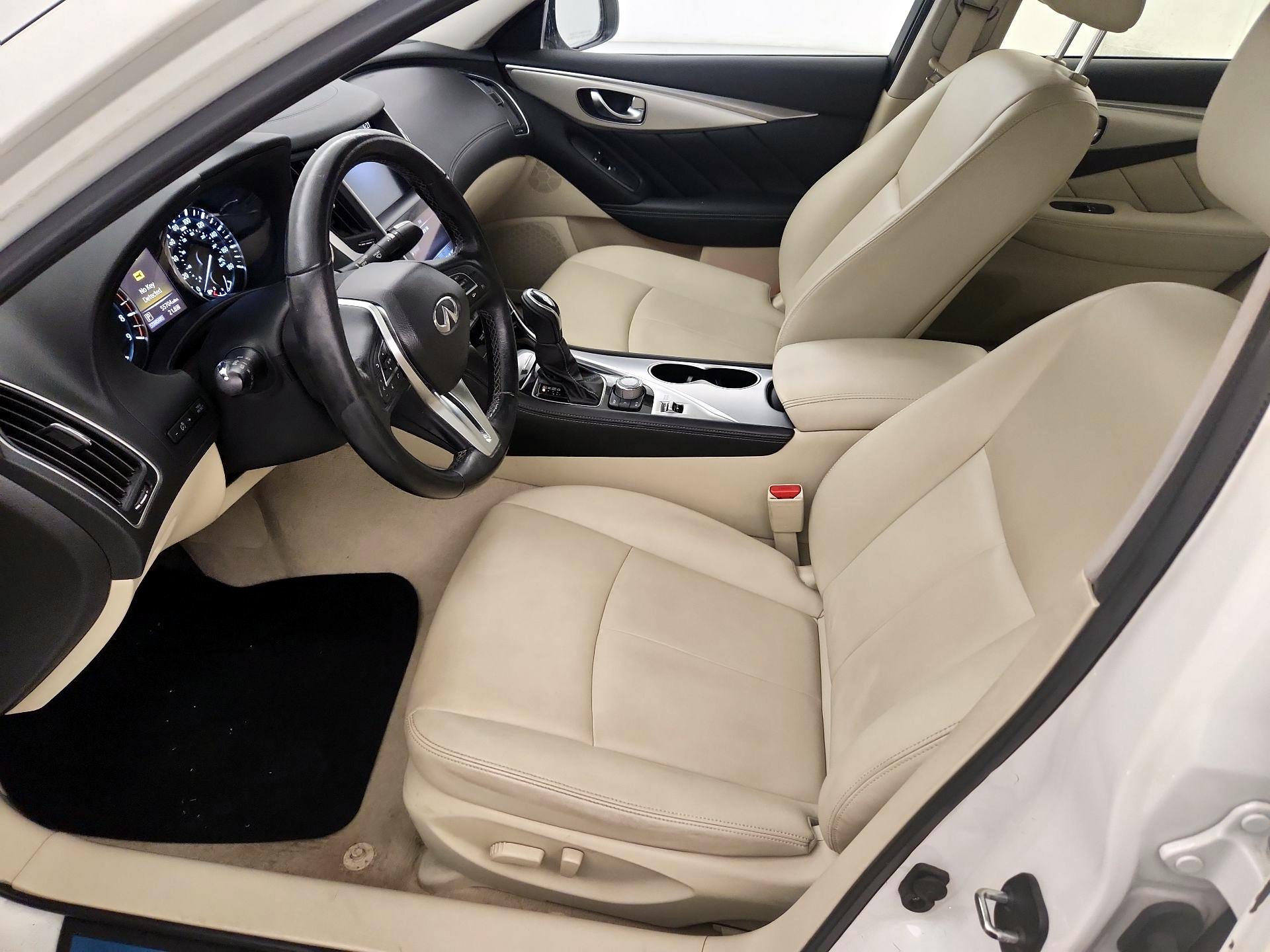 Thumbnail: 2020 INFINITI Q50 - 11
