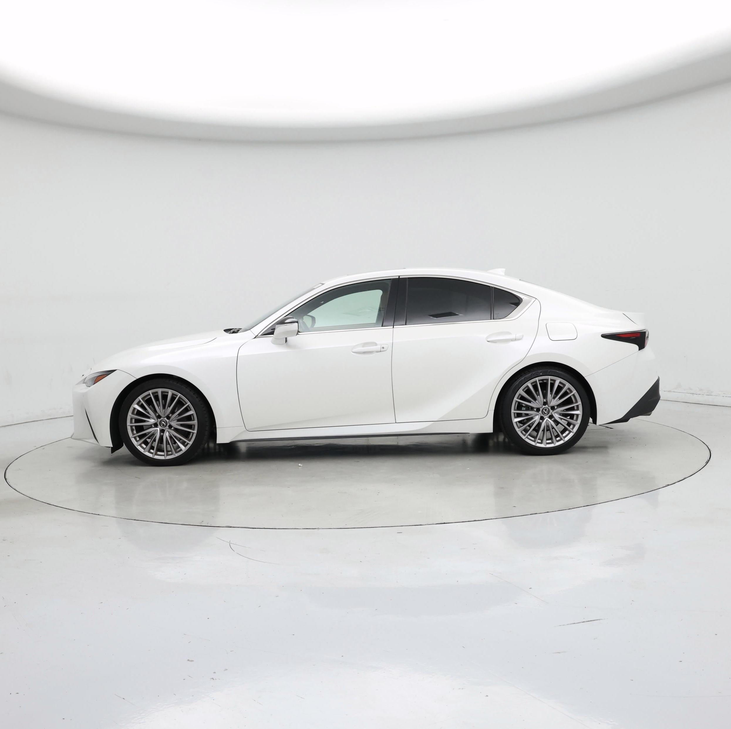 Thumbnail: 2023 Lexus IS - 3