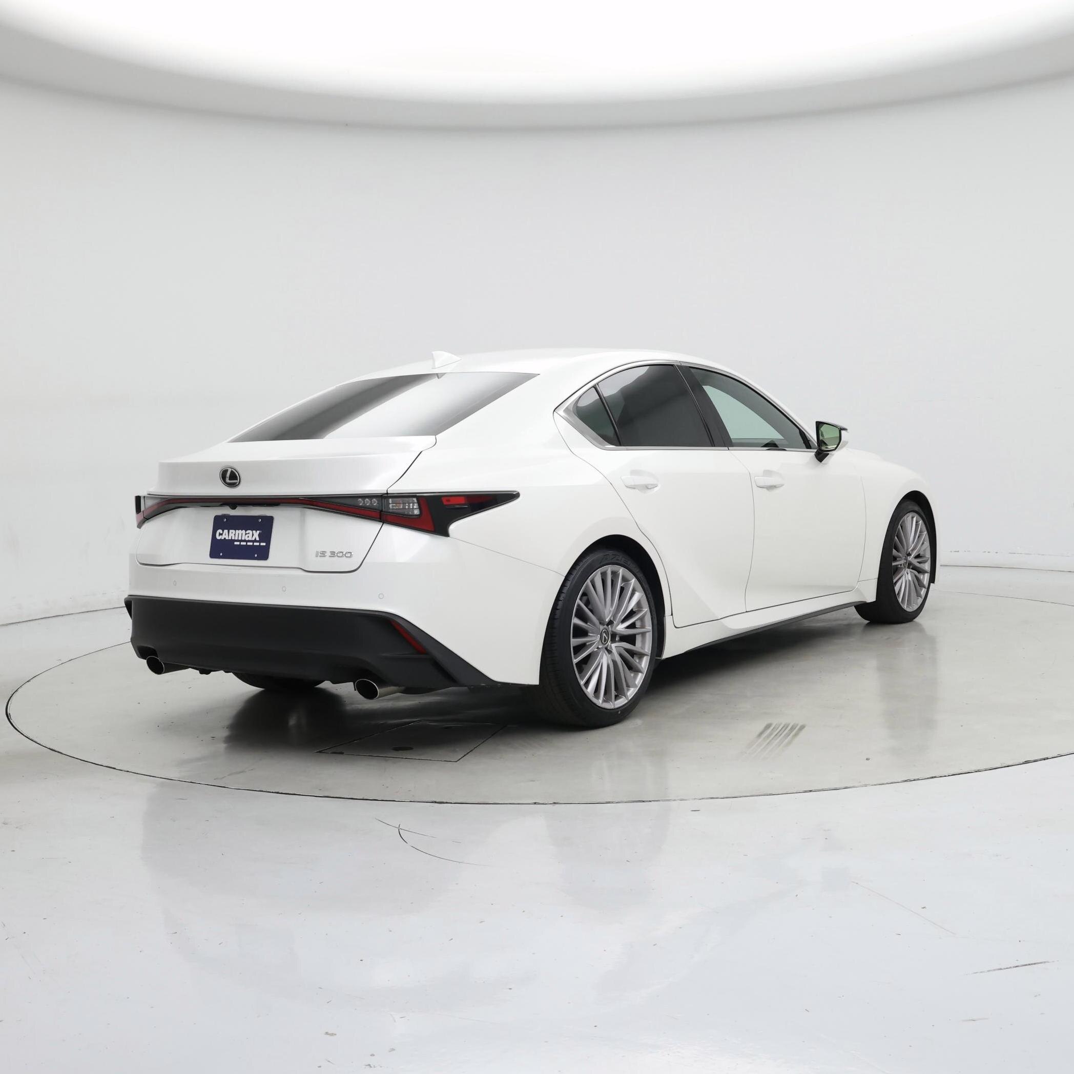 Thumbnail: 2023 Lexus IS - 8
