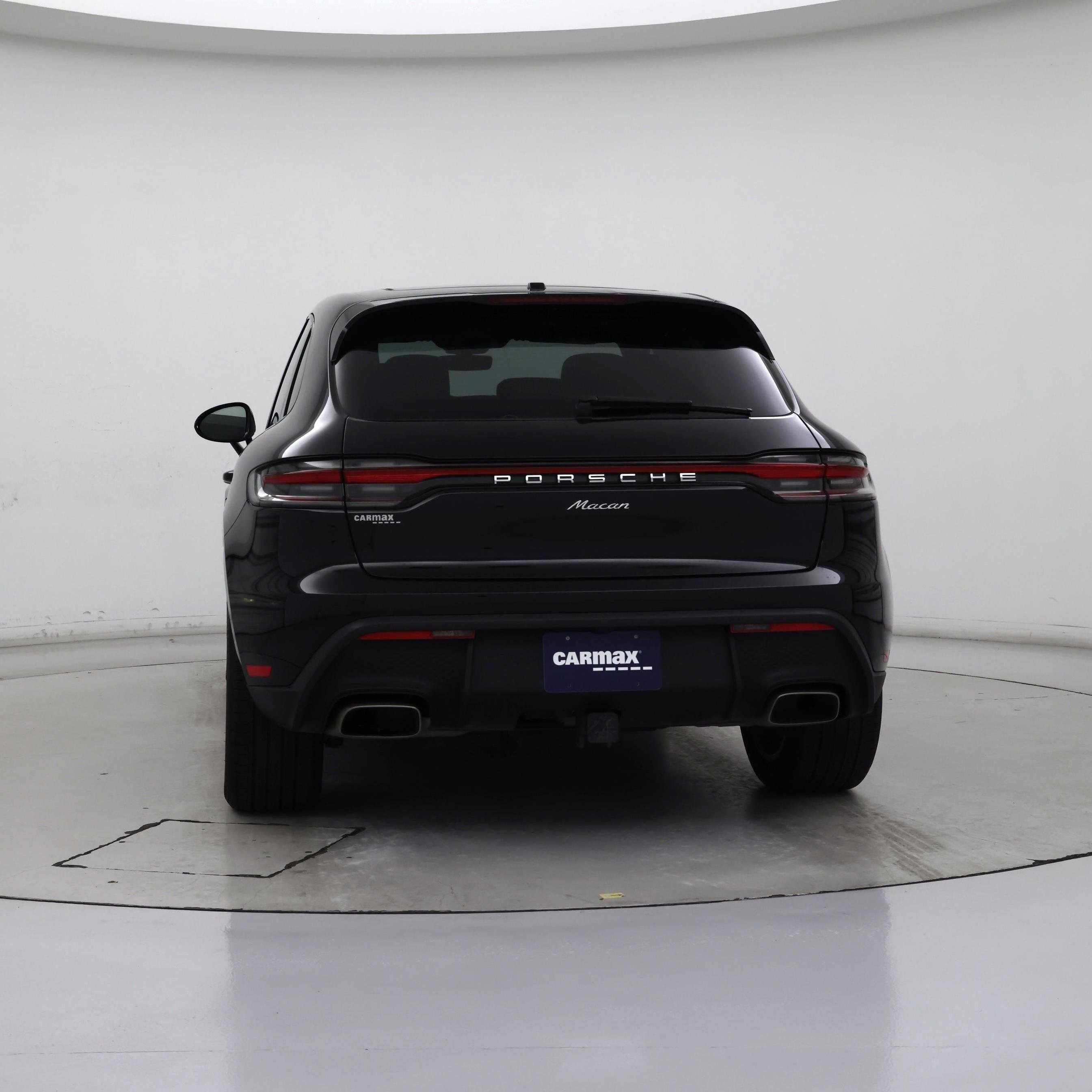 Thumbnail: 2023 Porsche Macan - 6
