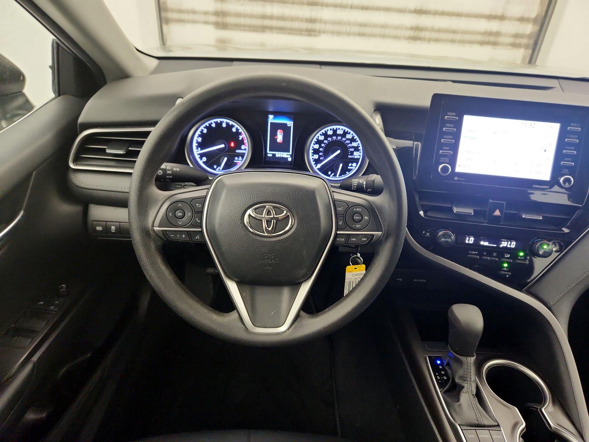 Thumbnail: 2022 Toyota Camry - 10