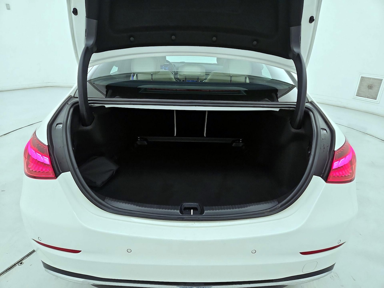 2024 Mercedes-Benz C-Class Sedan C 300 - Photo 22