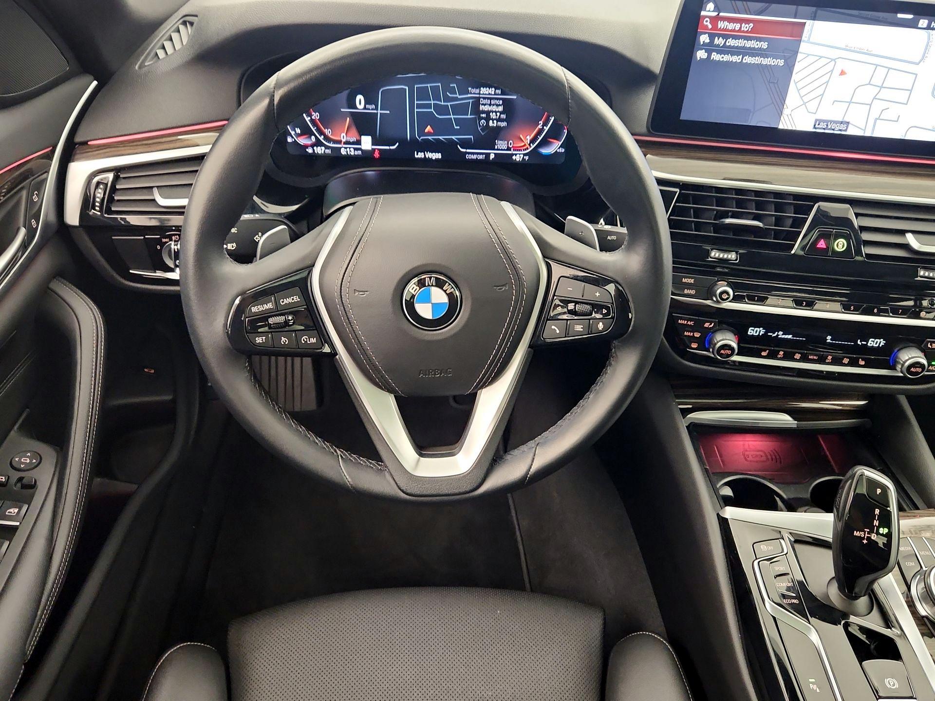 Thumbnail: 2023 BMW 5 Series - 10