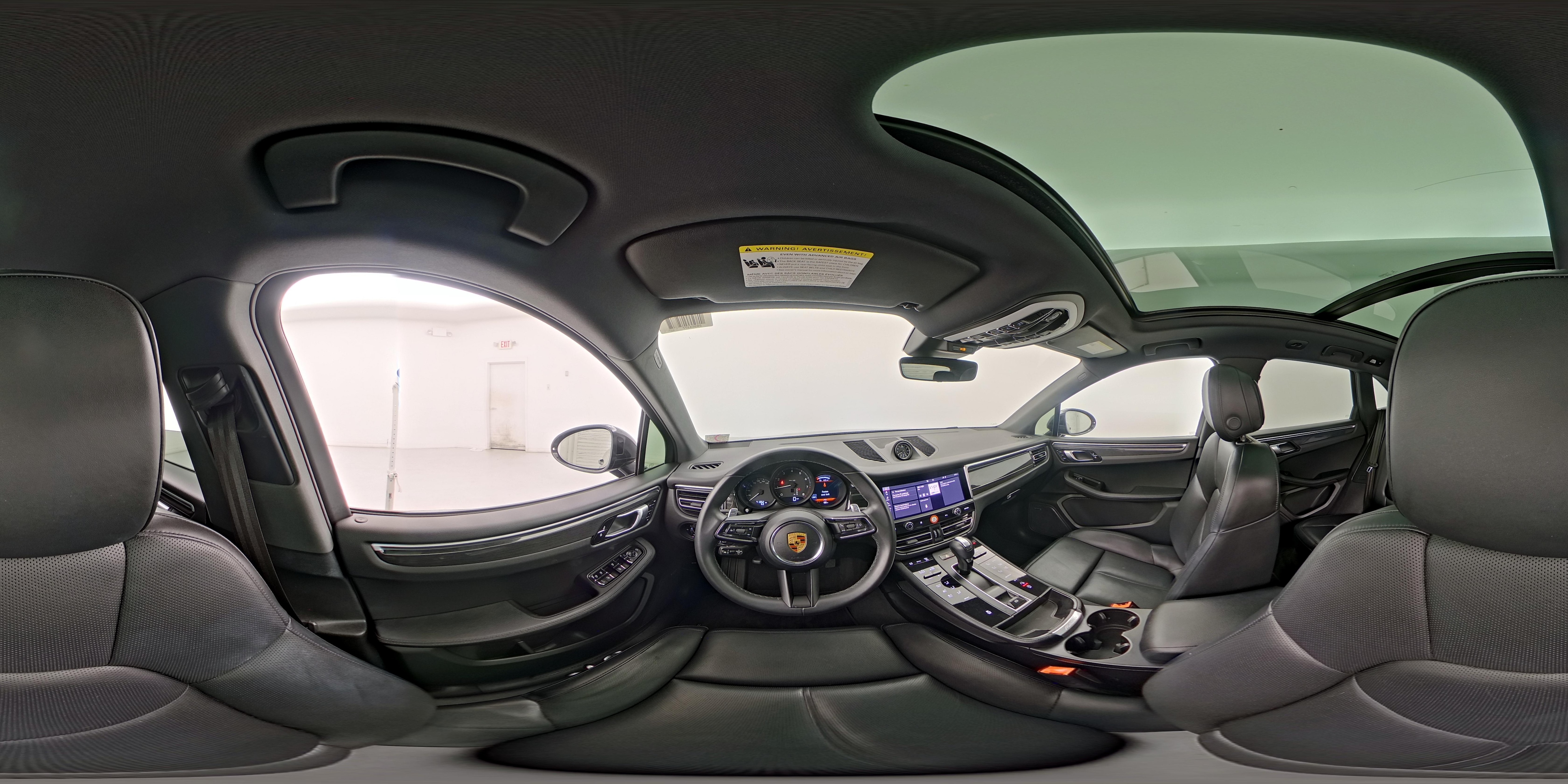 2023 Porsche Macan T - Photo 28