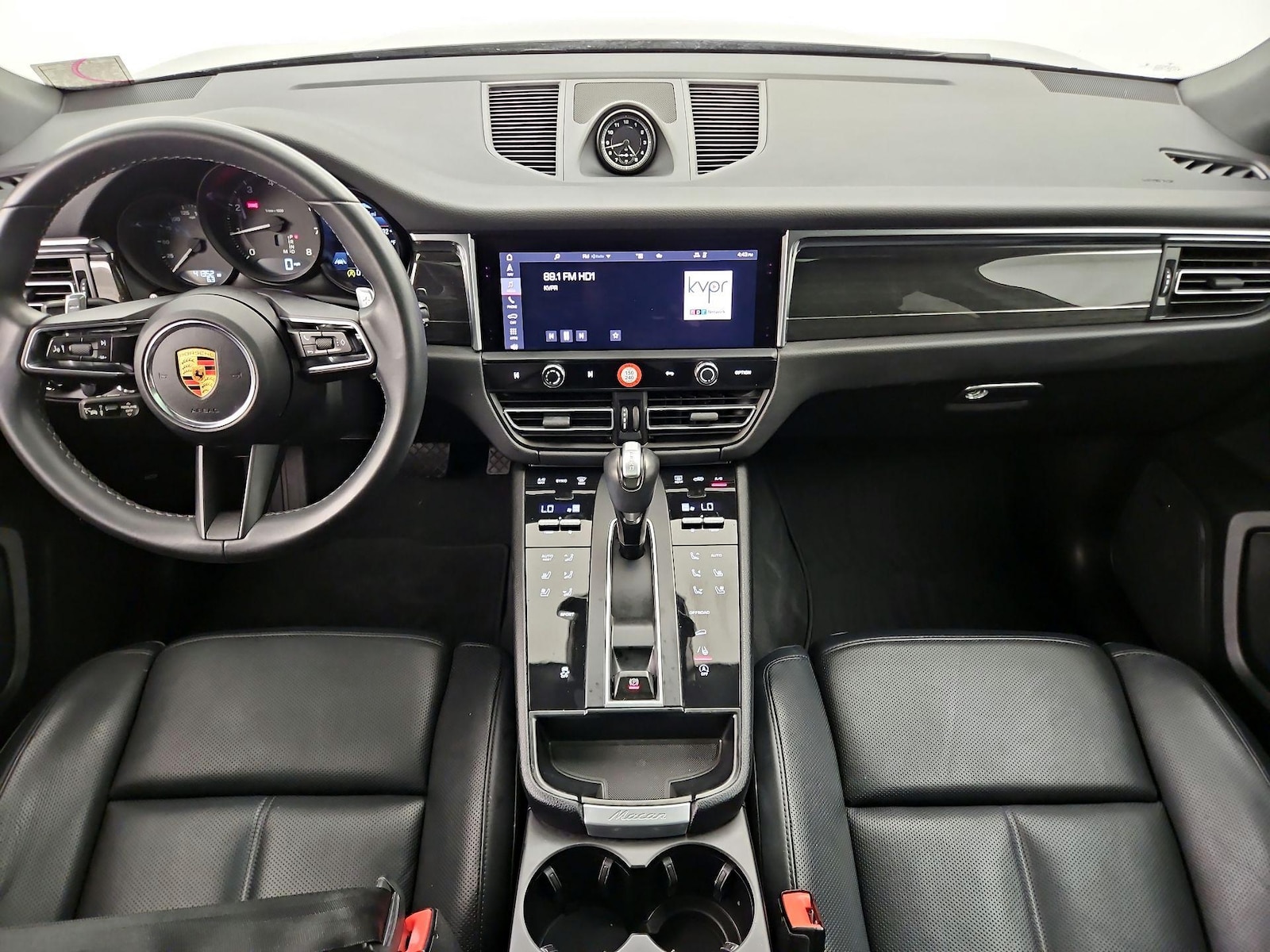 2023 Porsche Macan T - Photo 10