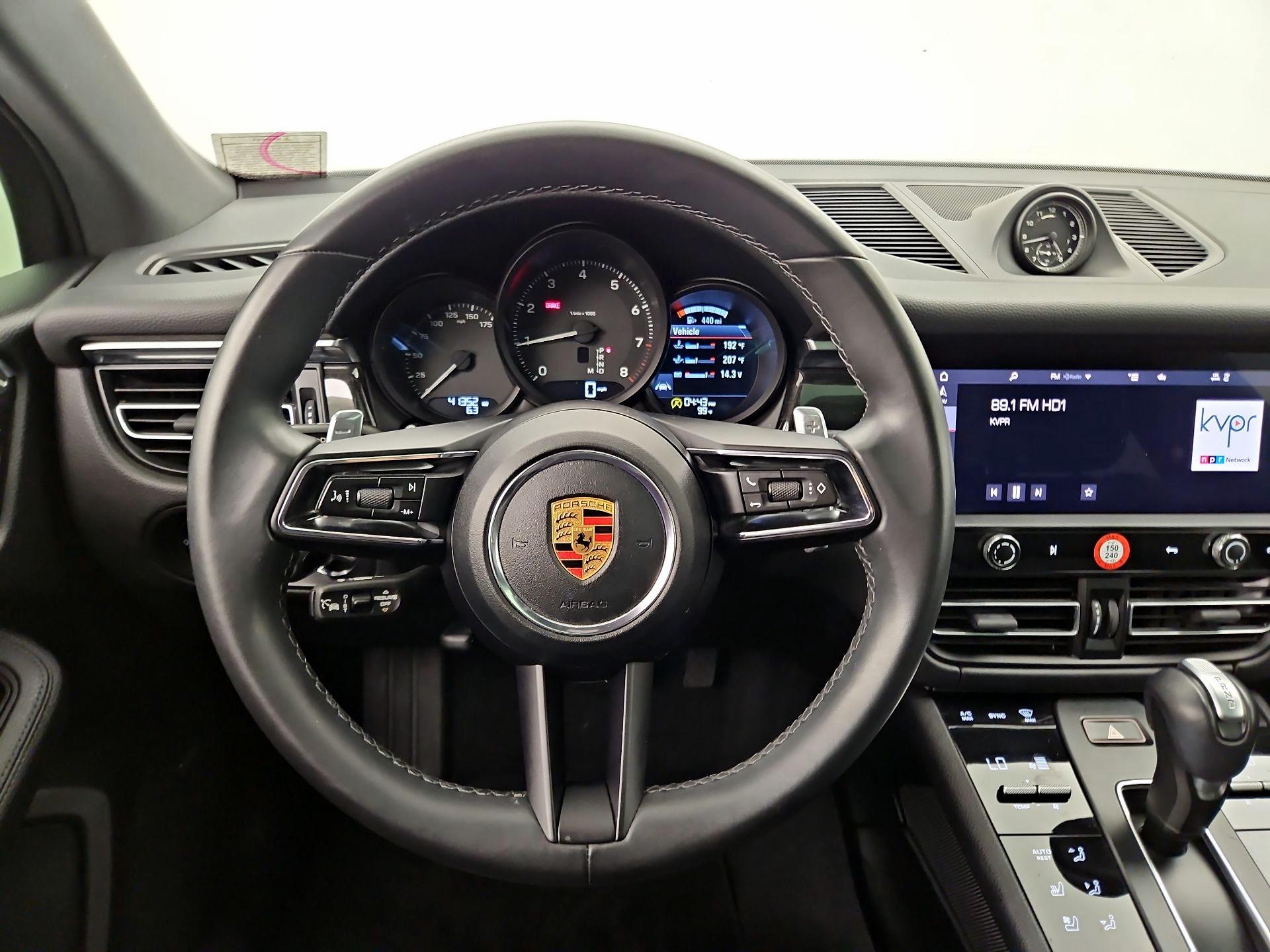Thumbnail: 2023 Porsche Macan - 10