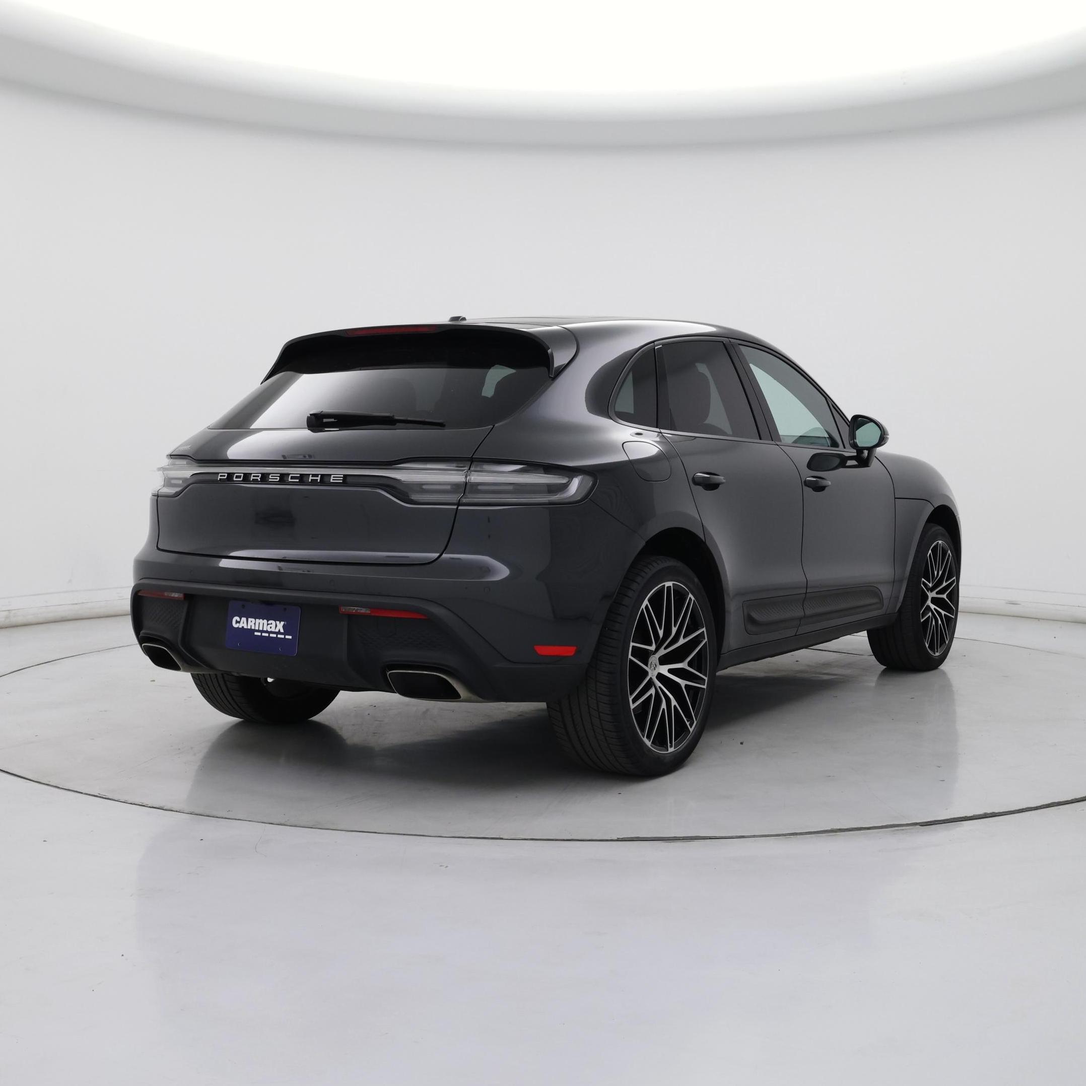 Thumbnail: 2023 Porsche Macan - 8