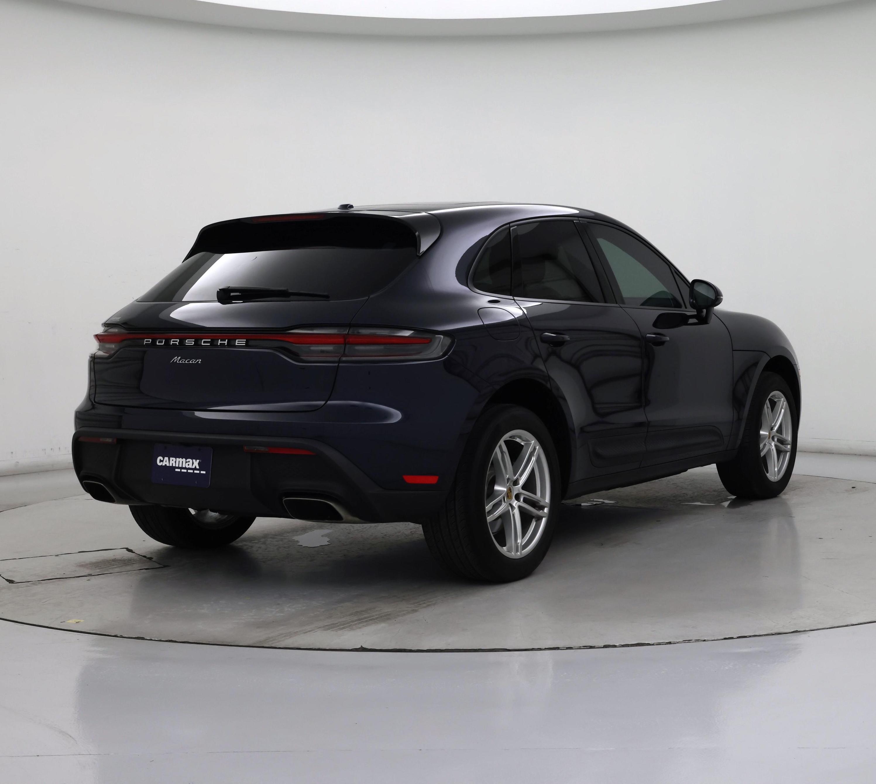 Thumbnail: 2023 Porsche Macan - 8