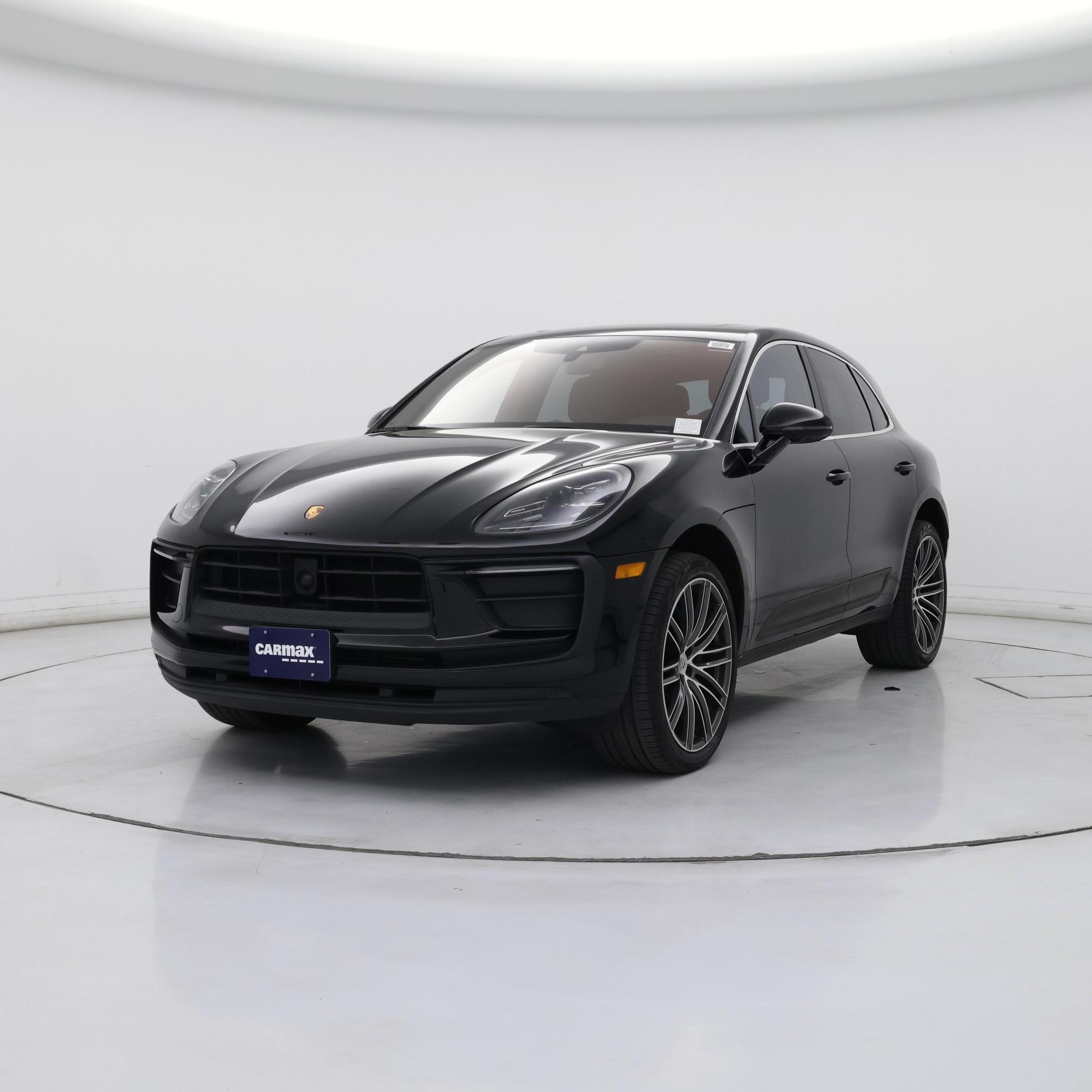 Thumbnail: 2023 Porsche Macan - 4