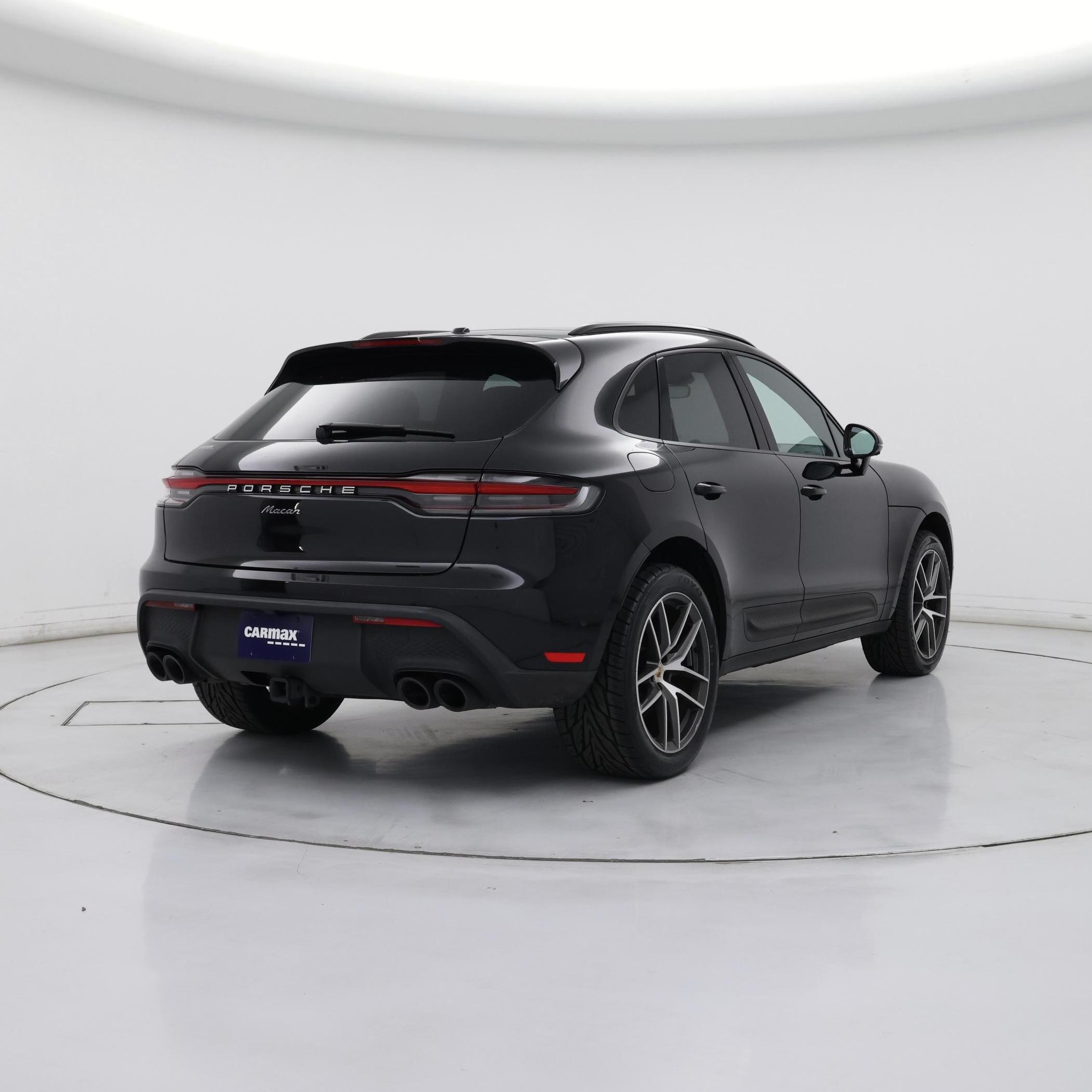 Thumbnail: 2023 Porsche Macan - 8