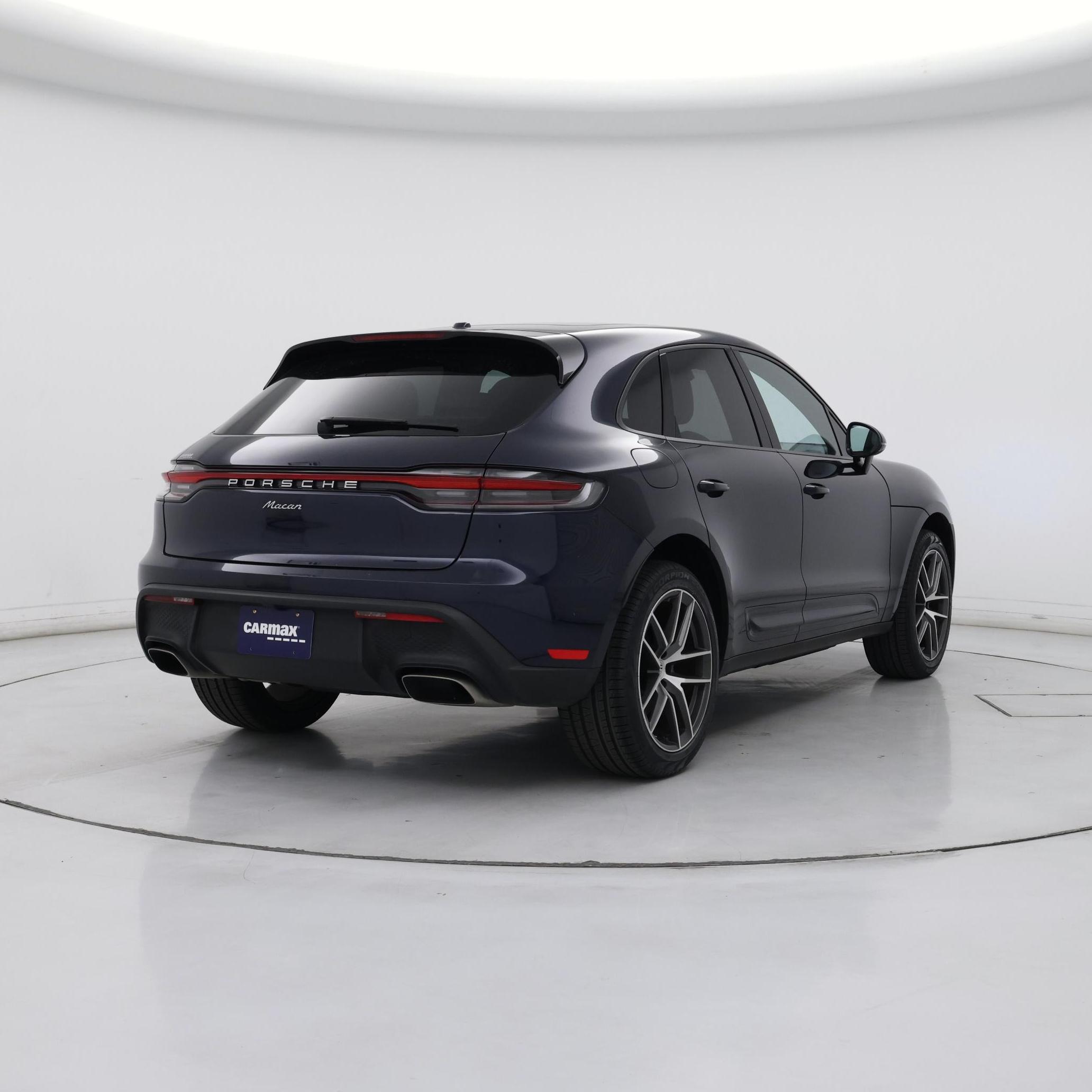 Thumbnail: 2023 Porsche Macan - 8